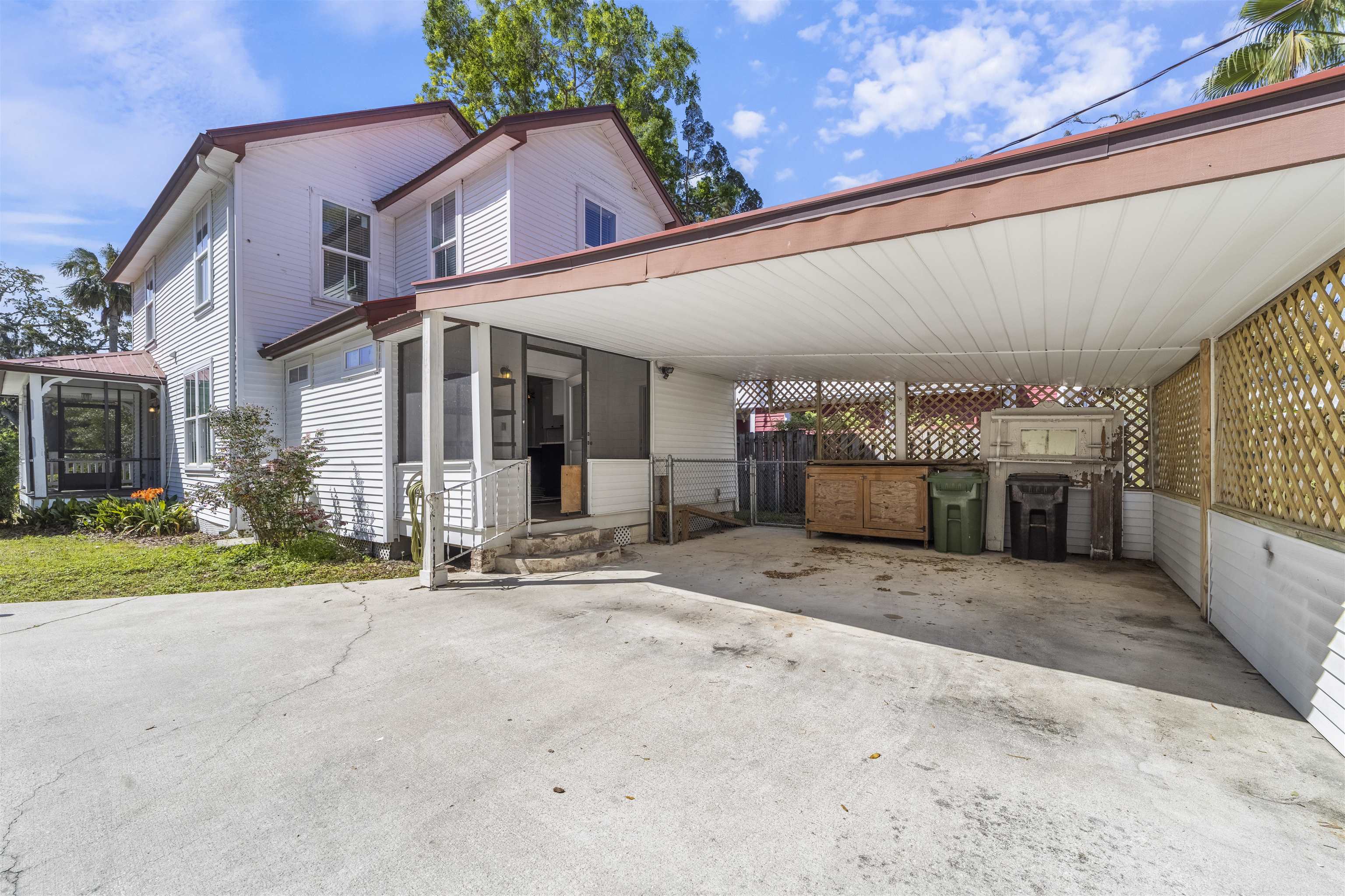 Image 13 of 51 For 44 Carrera Street