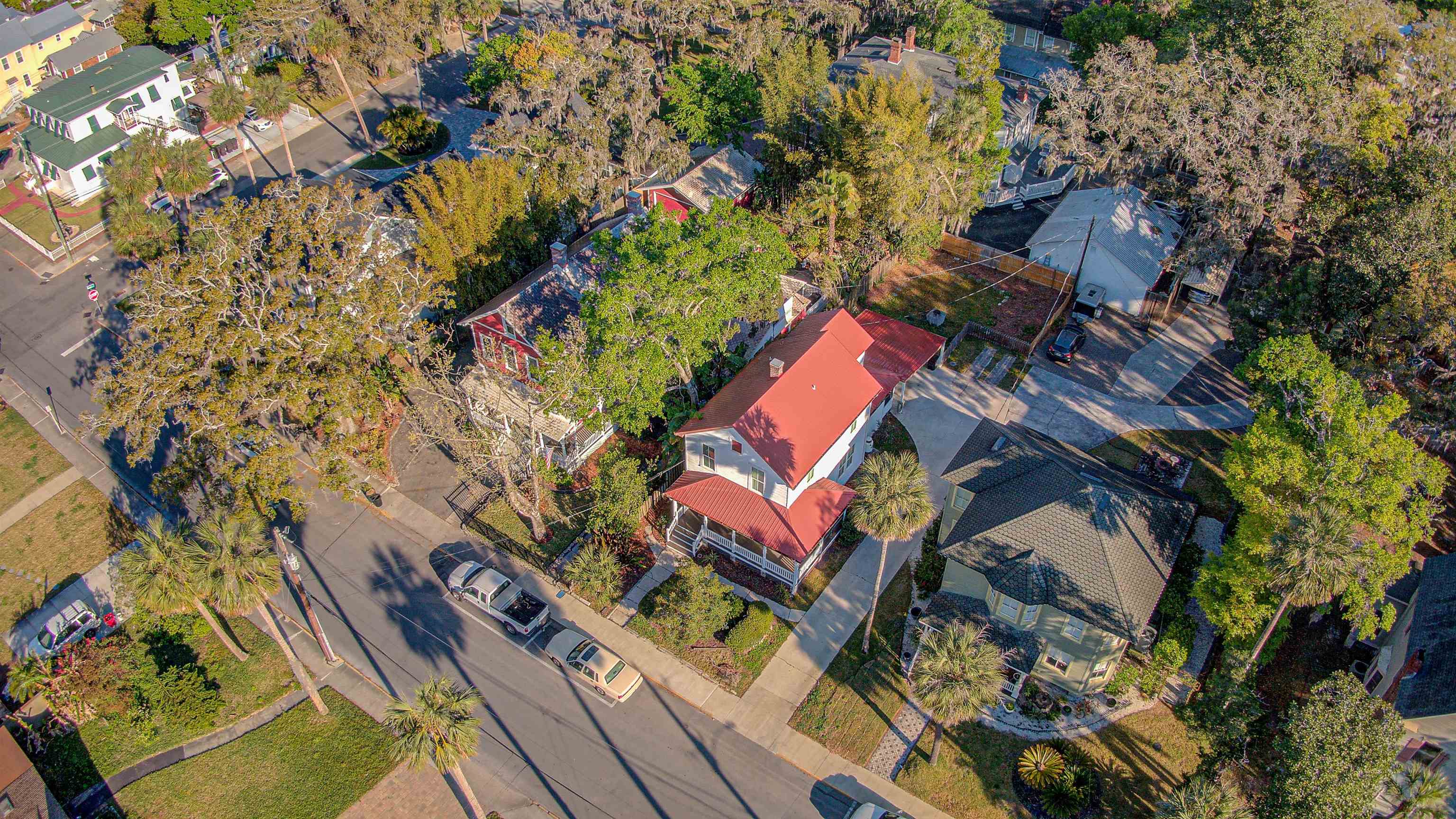 Image 2 of 51 For 44 Carrera Street