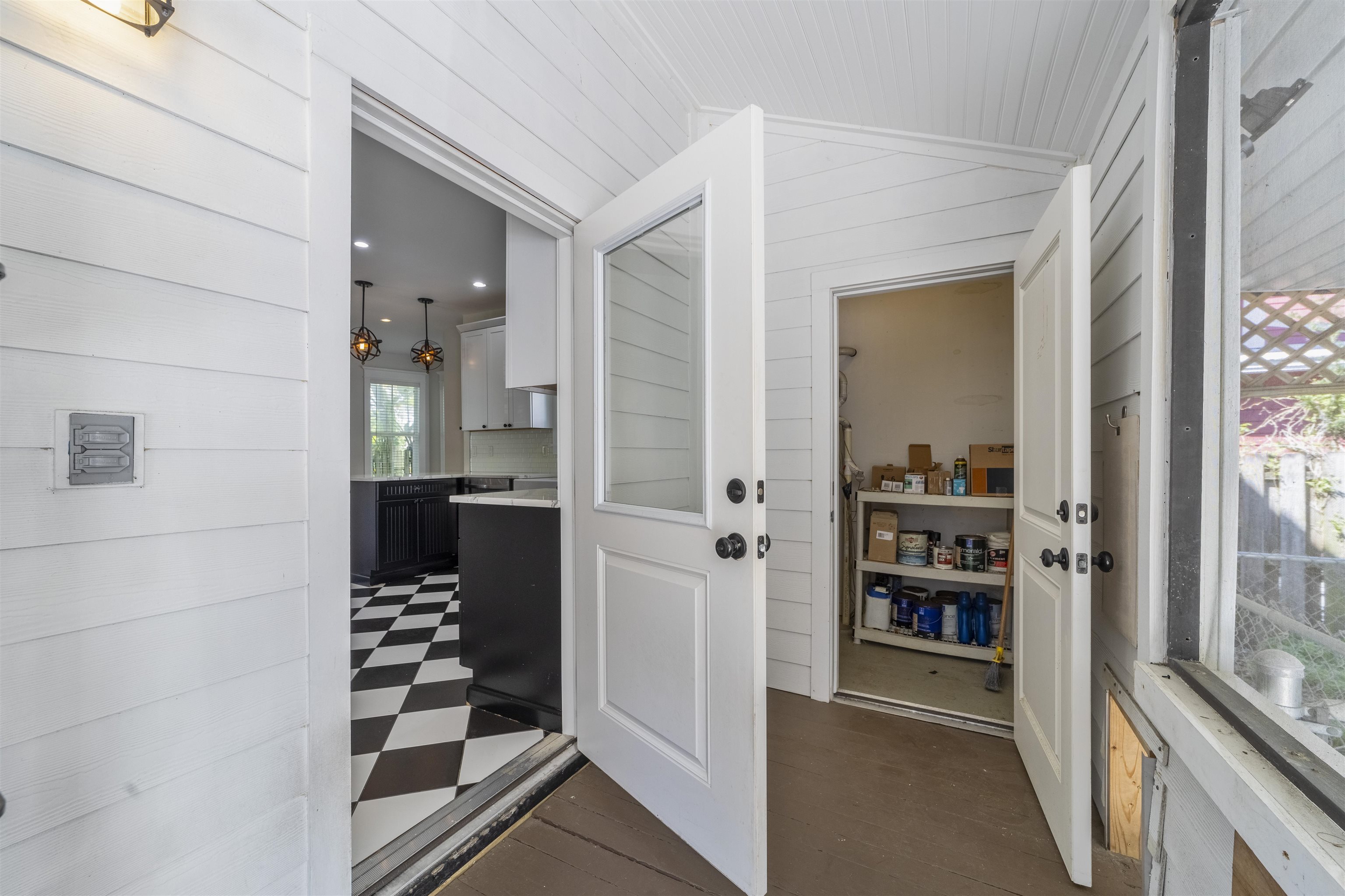 Image 35 of 51 For 44 Carrera Street