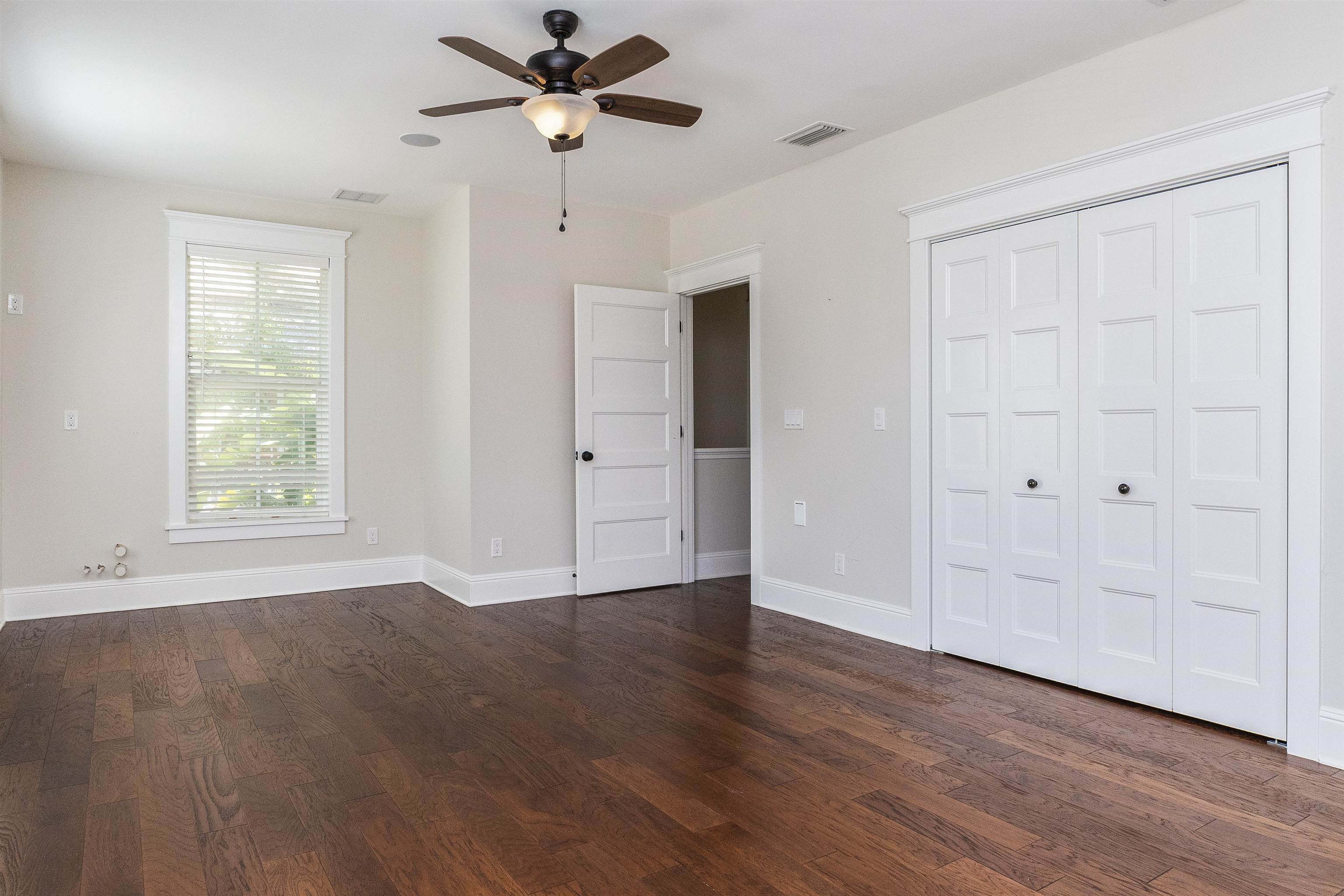 Image 40 of 51 For 44 Carrera Street