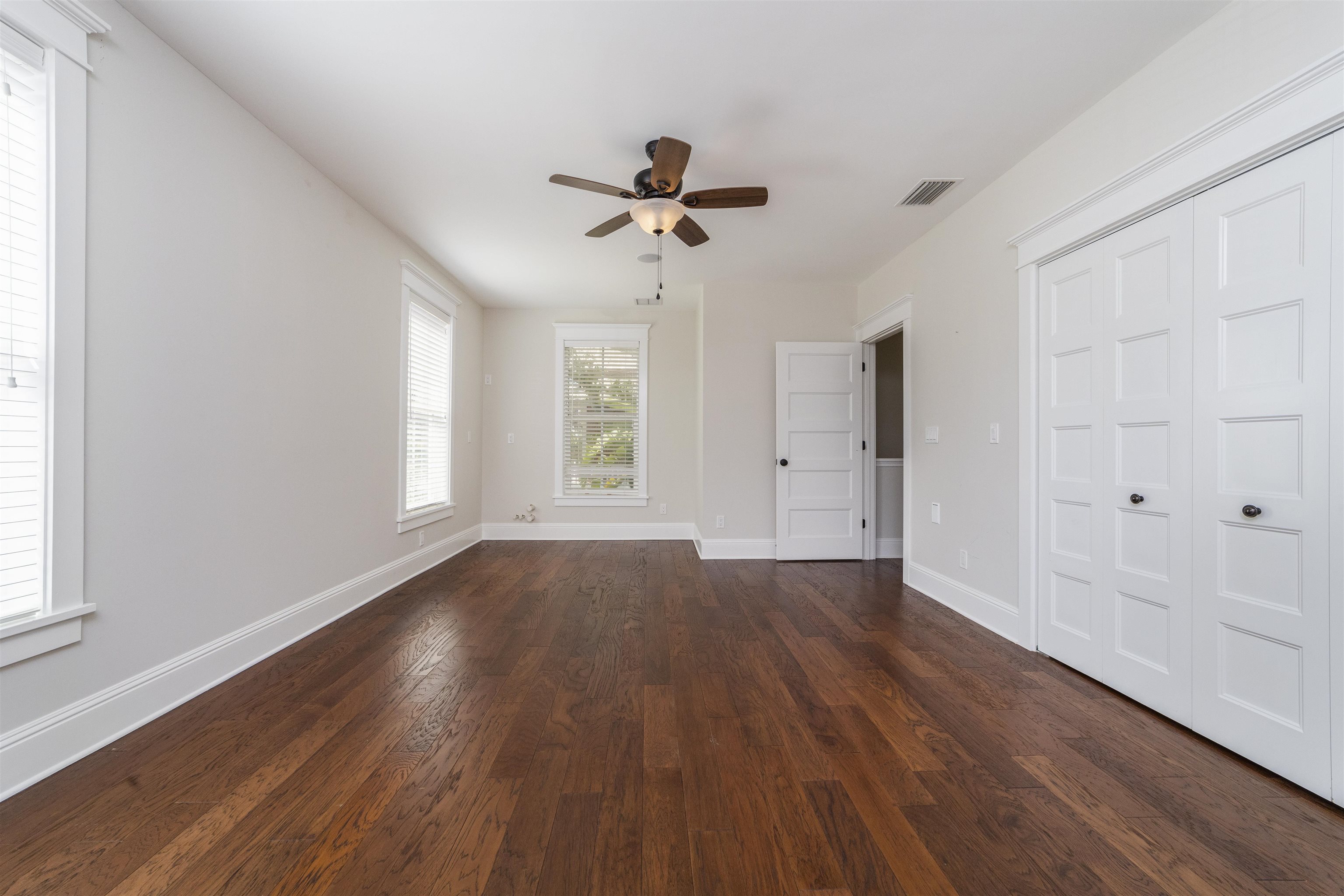 Image 41 of 51 For 44 Carrera Street