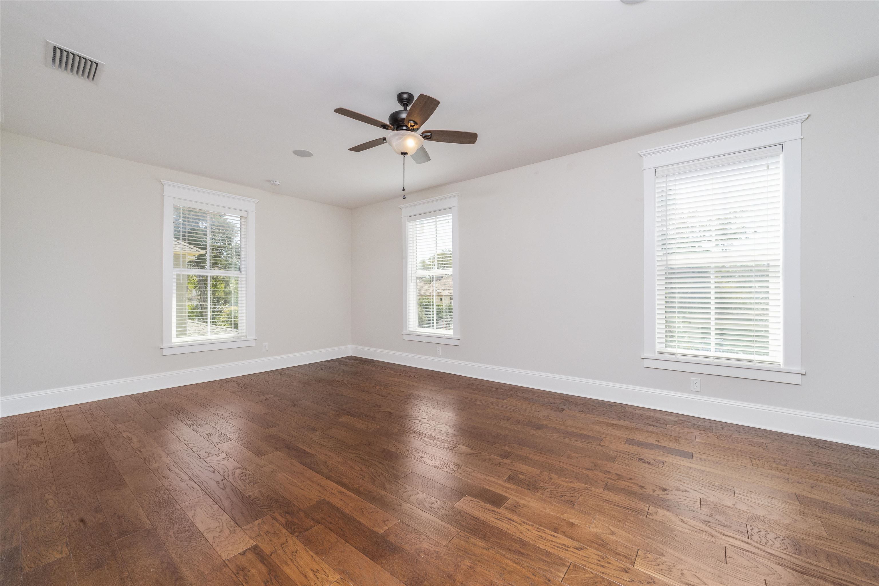 Image 43 of 51 For 44 Carrera Street