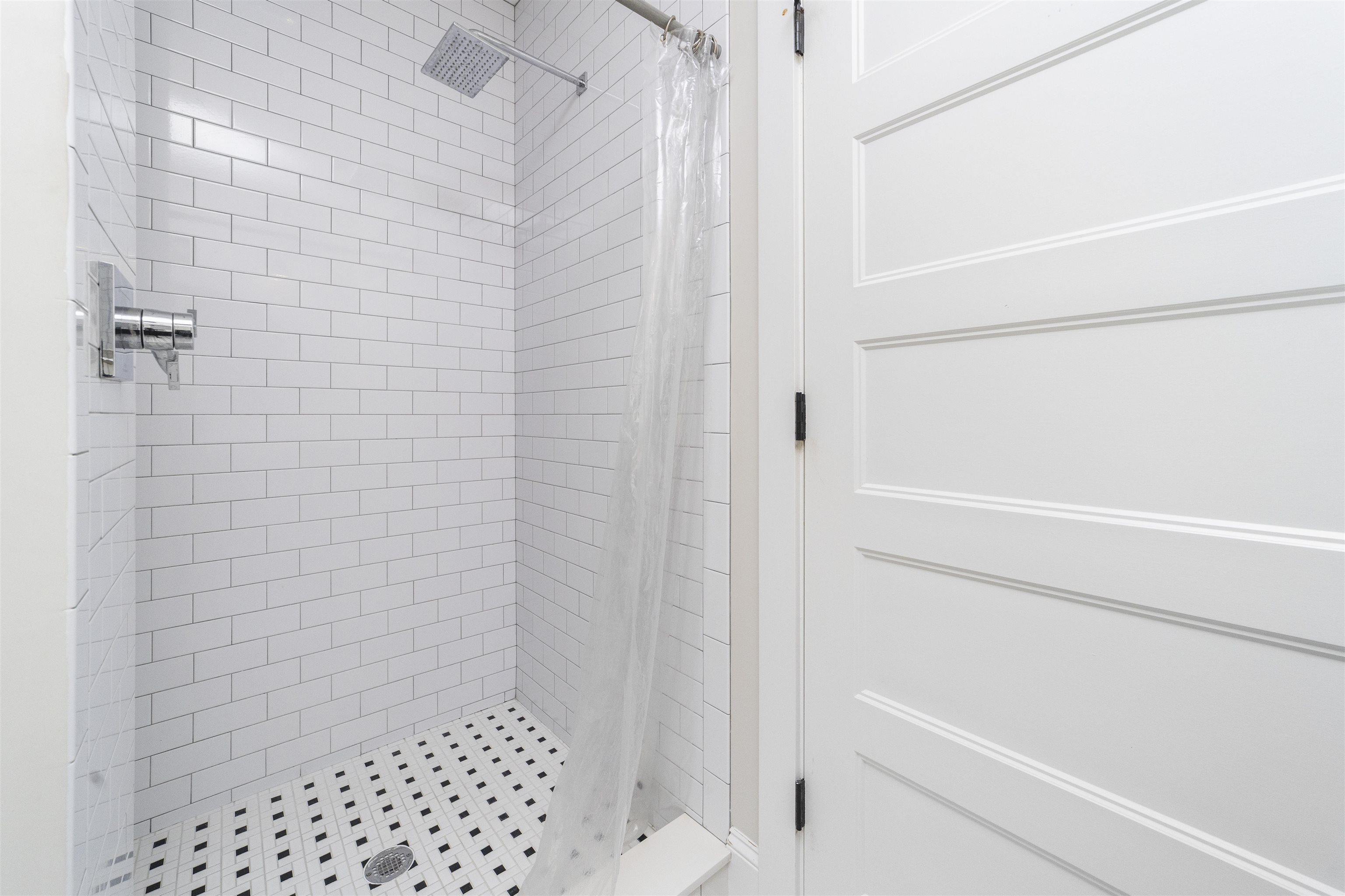 Image 49 of 51 For 44 Carrera Street