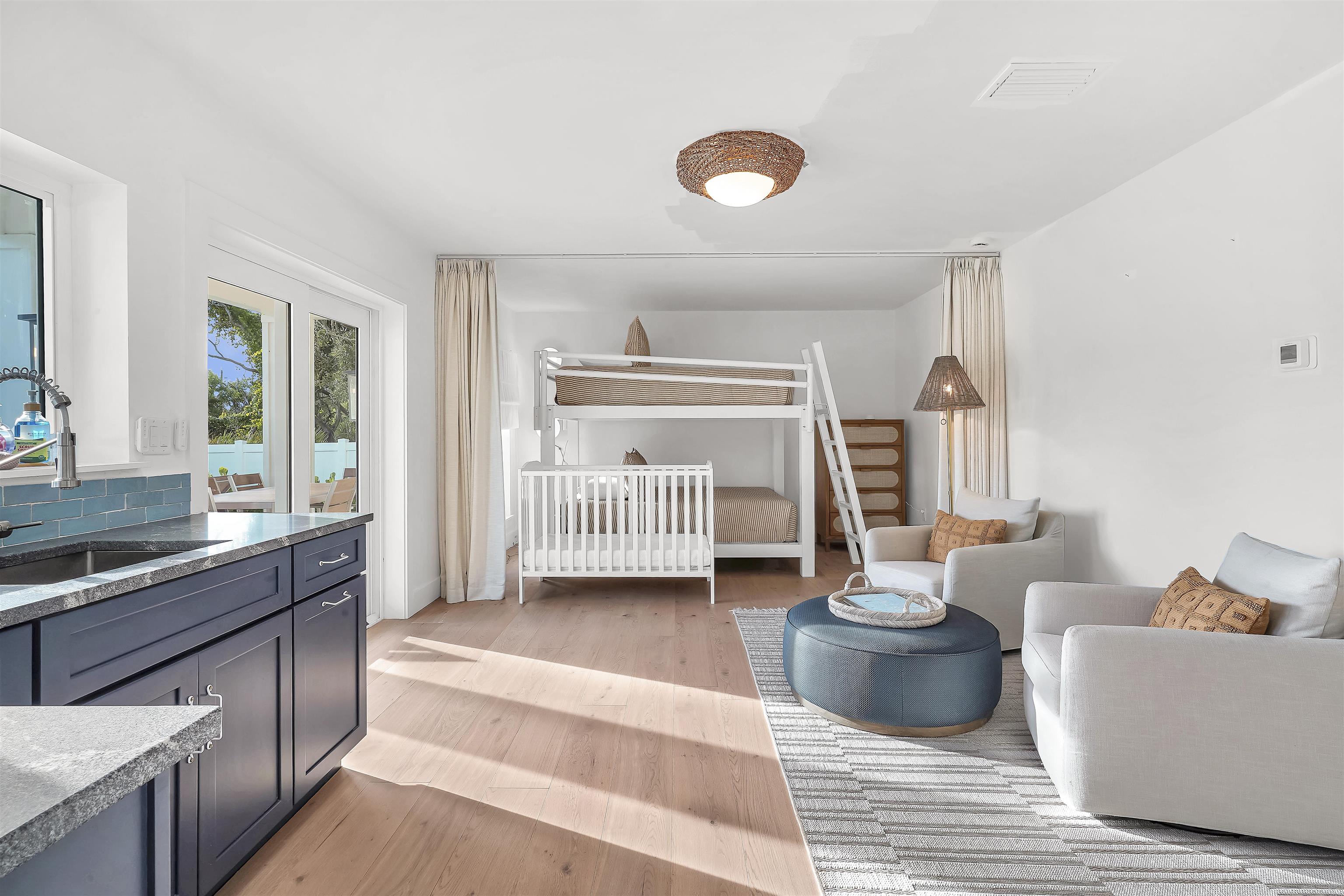 Image 12 of 56 For 6435 Broward St