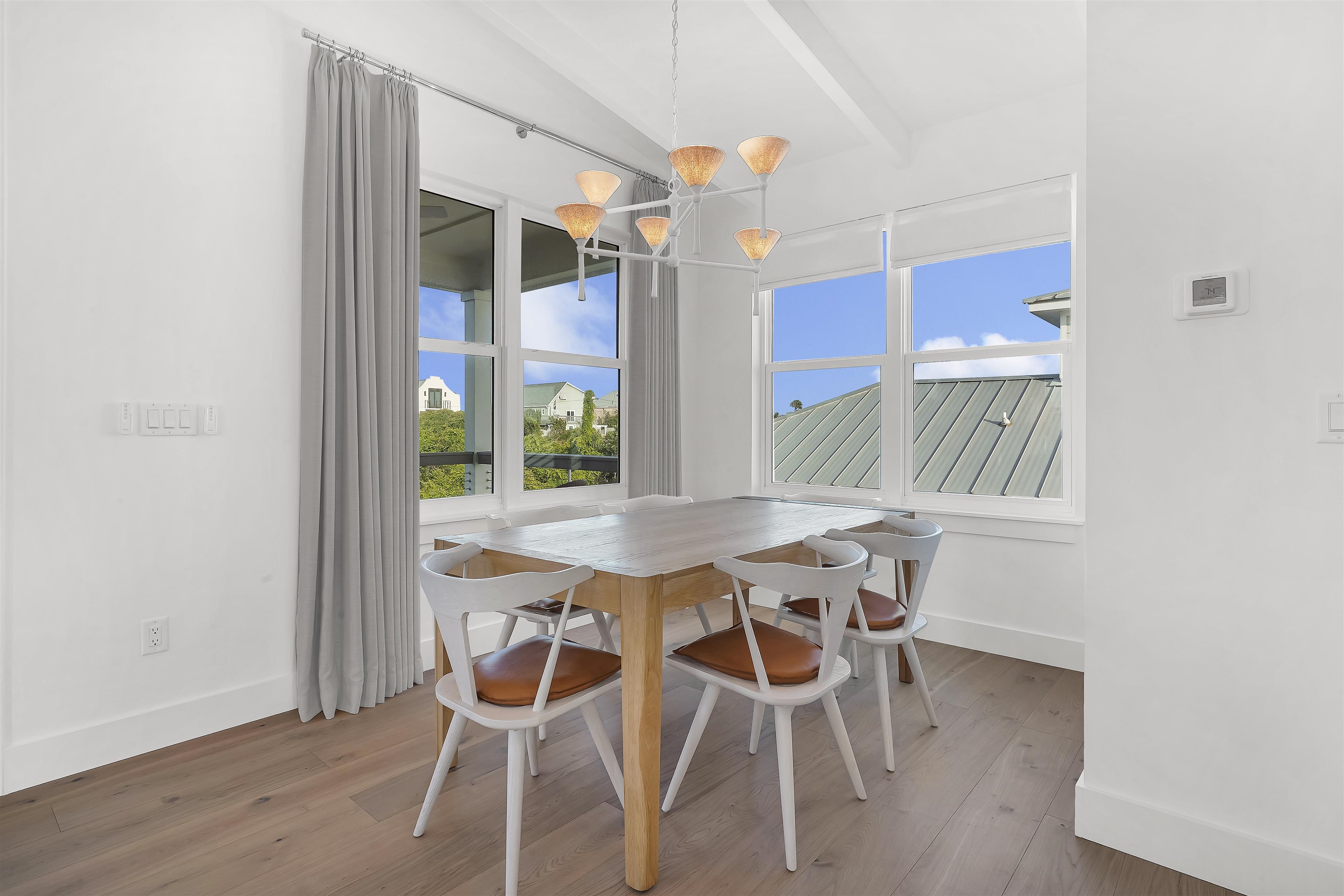 Image 34 of 56 For 6435 Broward St