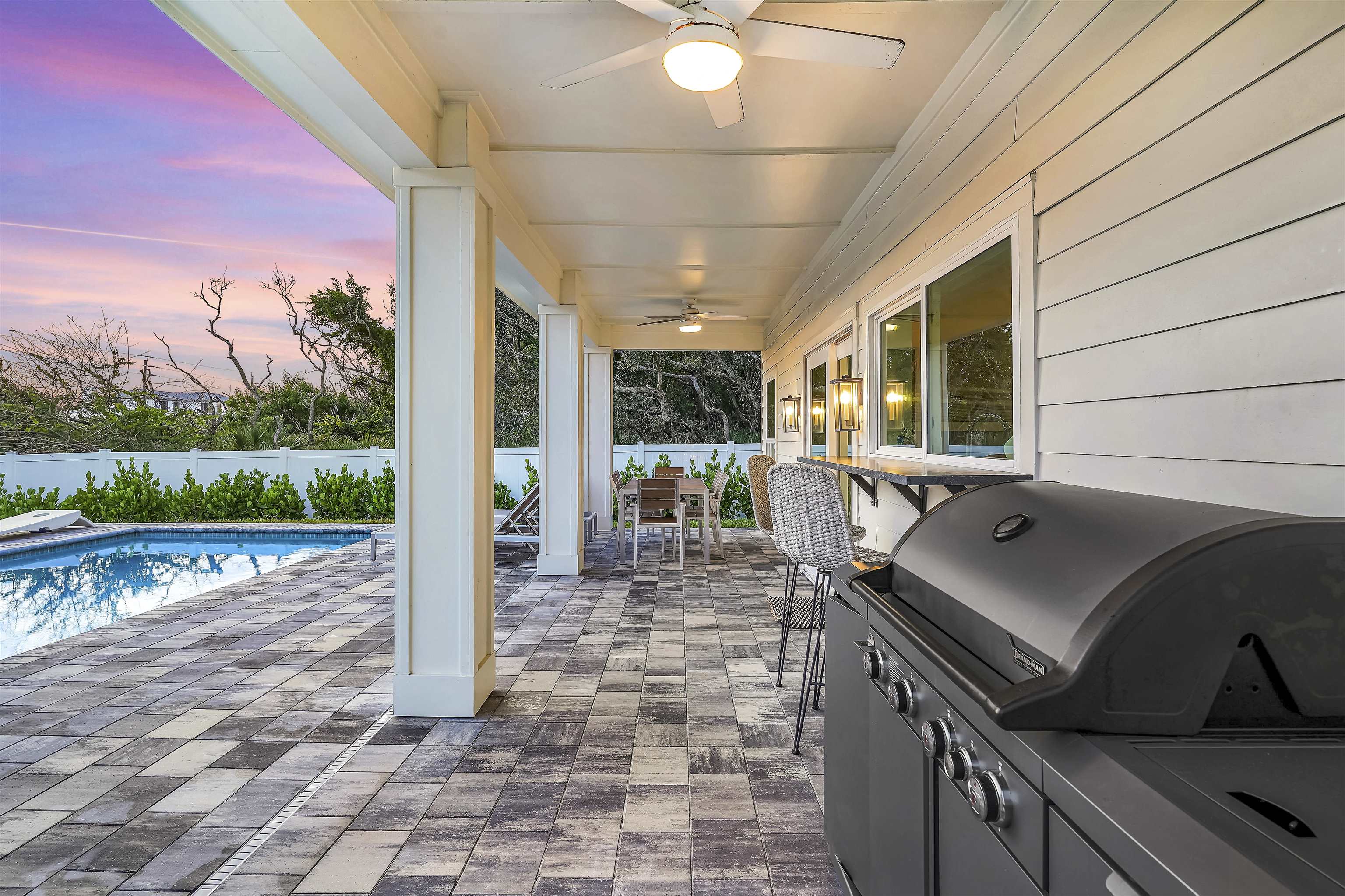 Image 44 of 56 For 6435 Broward St