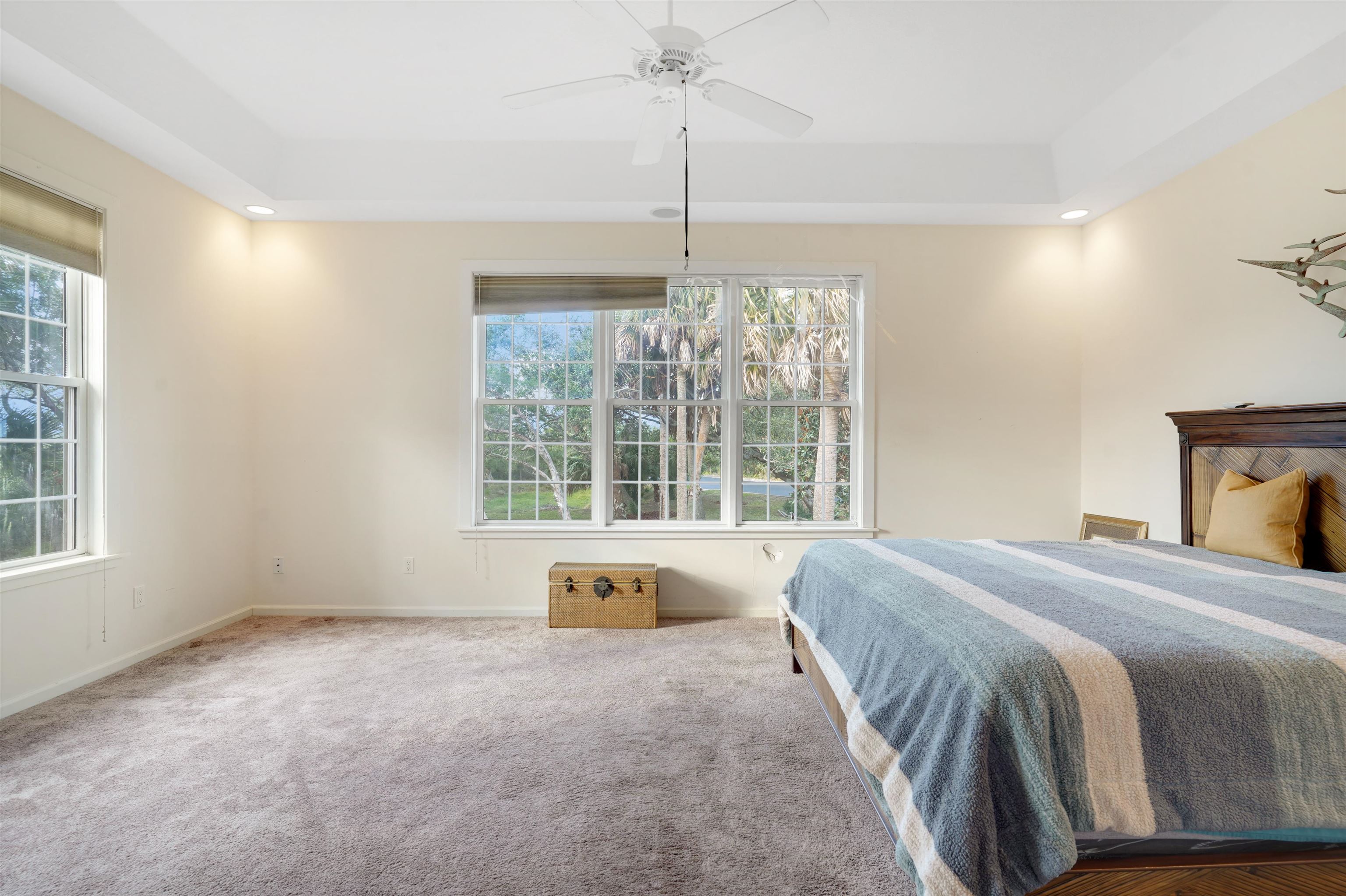 Image 23 of 70 For 3415 Lands End Dr