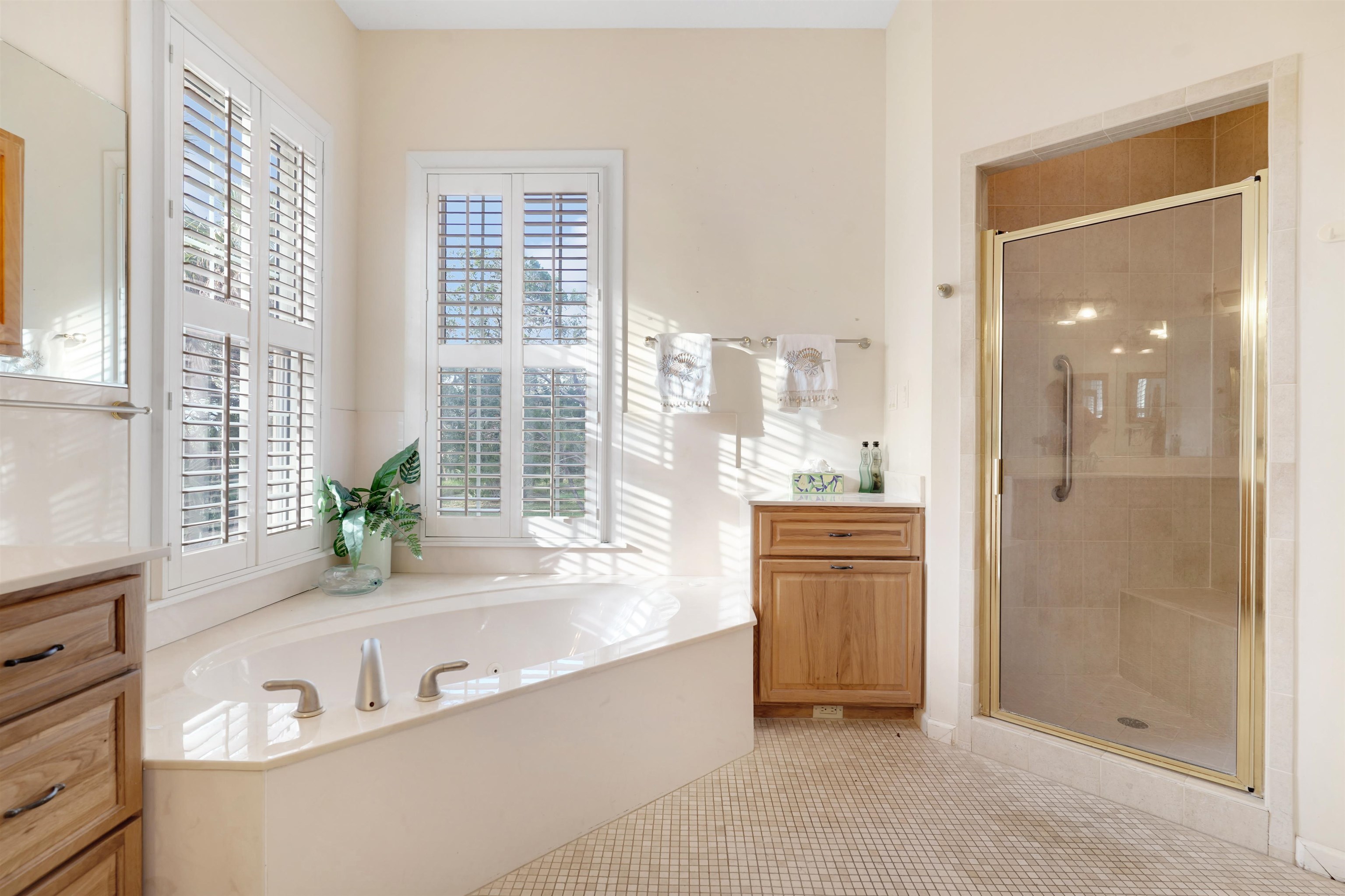 Image 27 of 70 For 3415 Lands End Dr