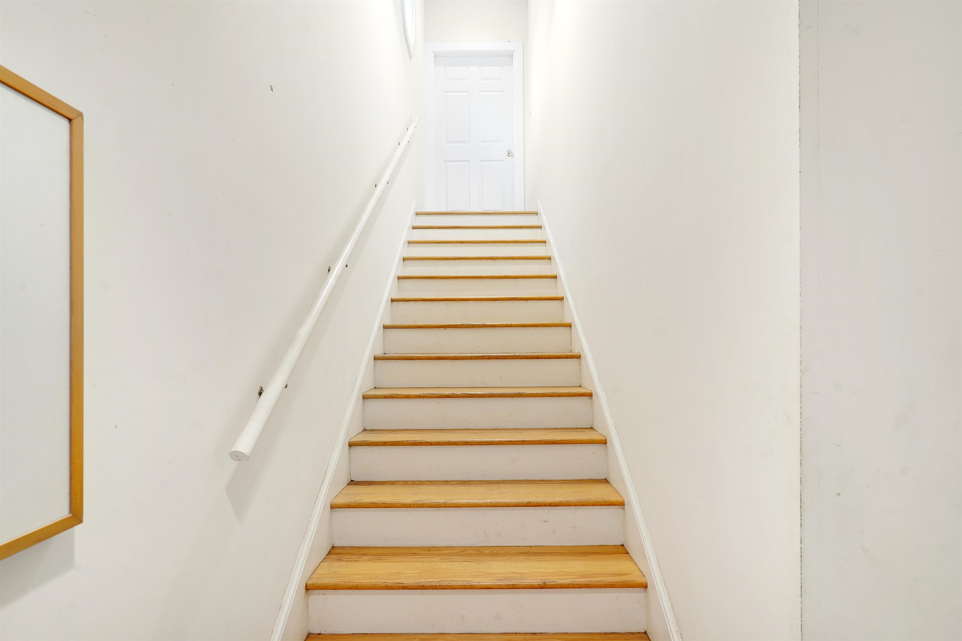 Image 43 of 70 For 3415 Lands End Dr