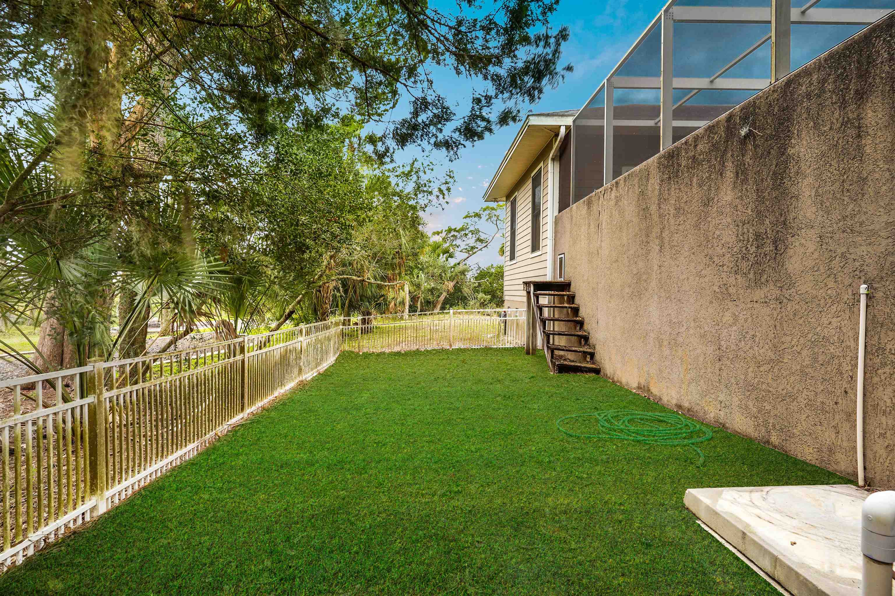 Image 54 of 70 For 3415 Lands End Dr