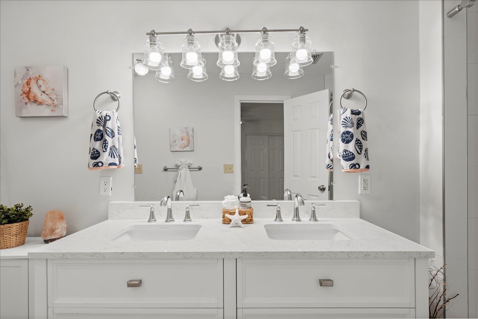 Image 19 of 51 For 311 11th St N