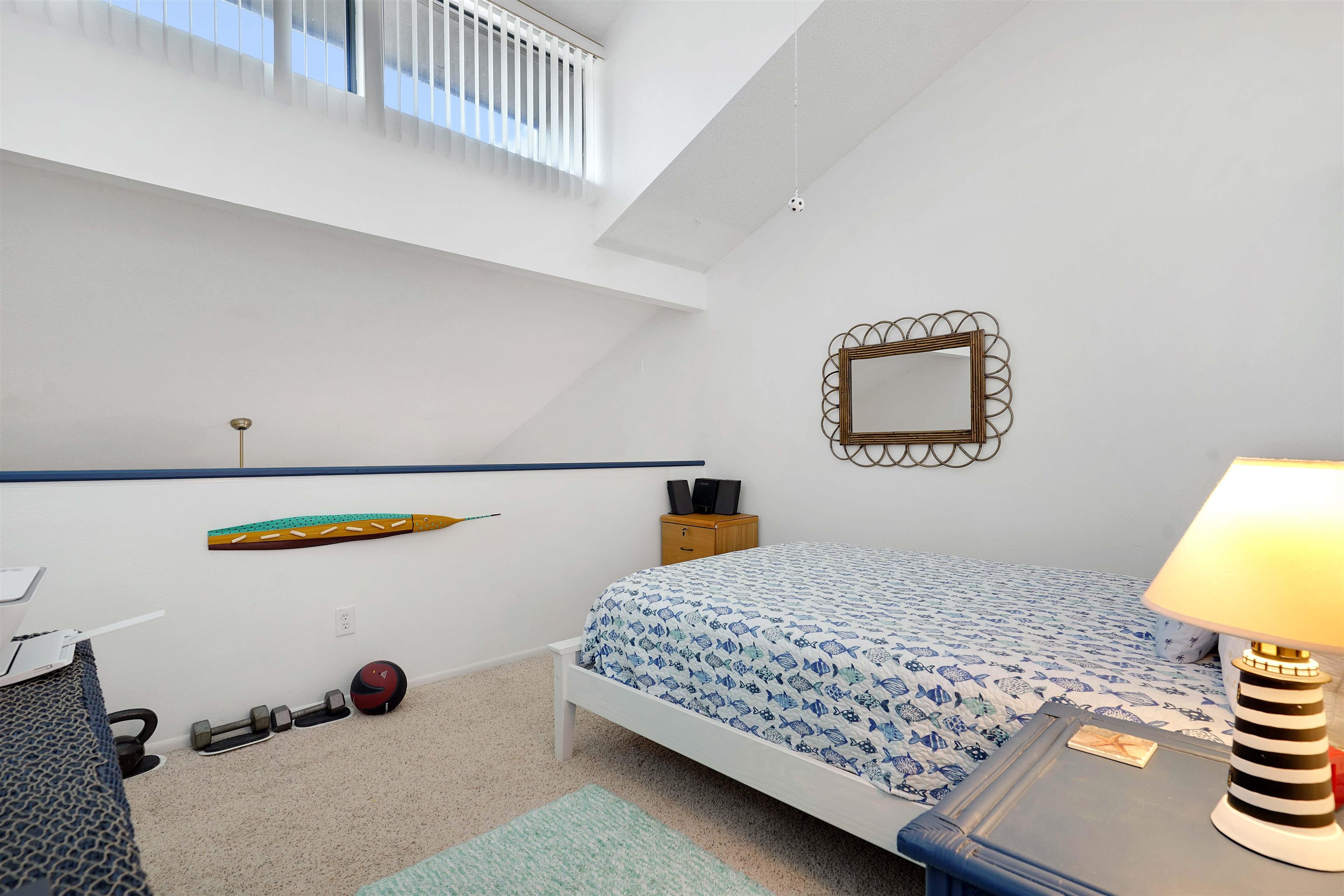 Image 22 of 33 For 69 Village Las Palmas Cir