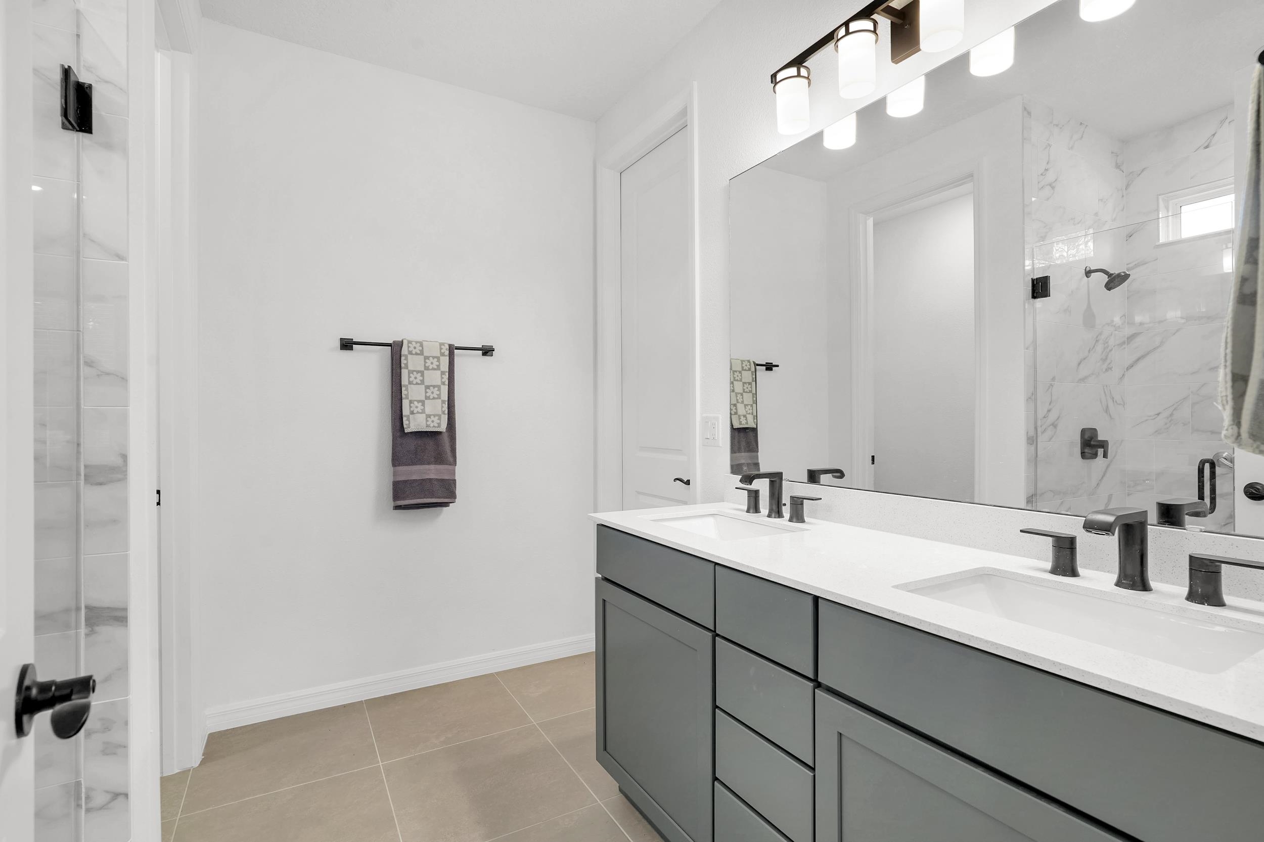 Image 20 of 38 For 127 Shell Creek Ct