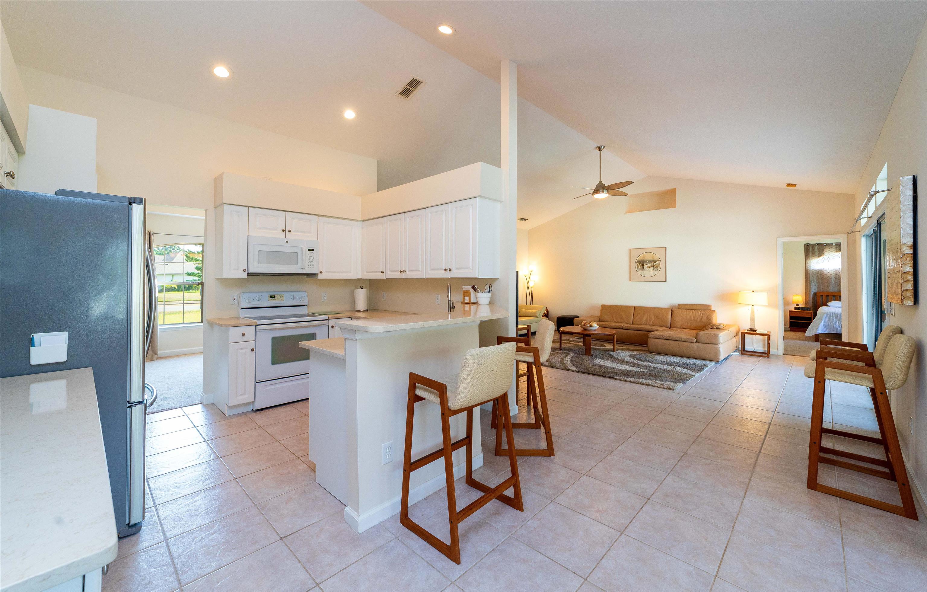 Image 14 of 38 For 101 Caretta Circle