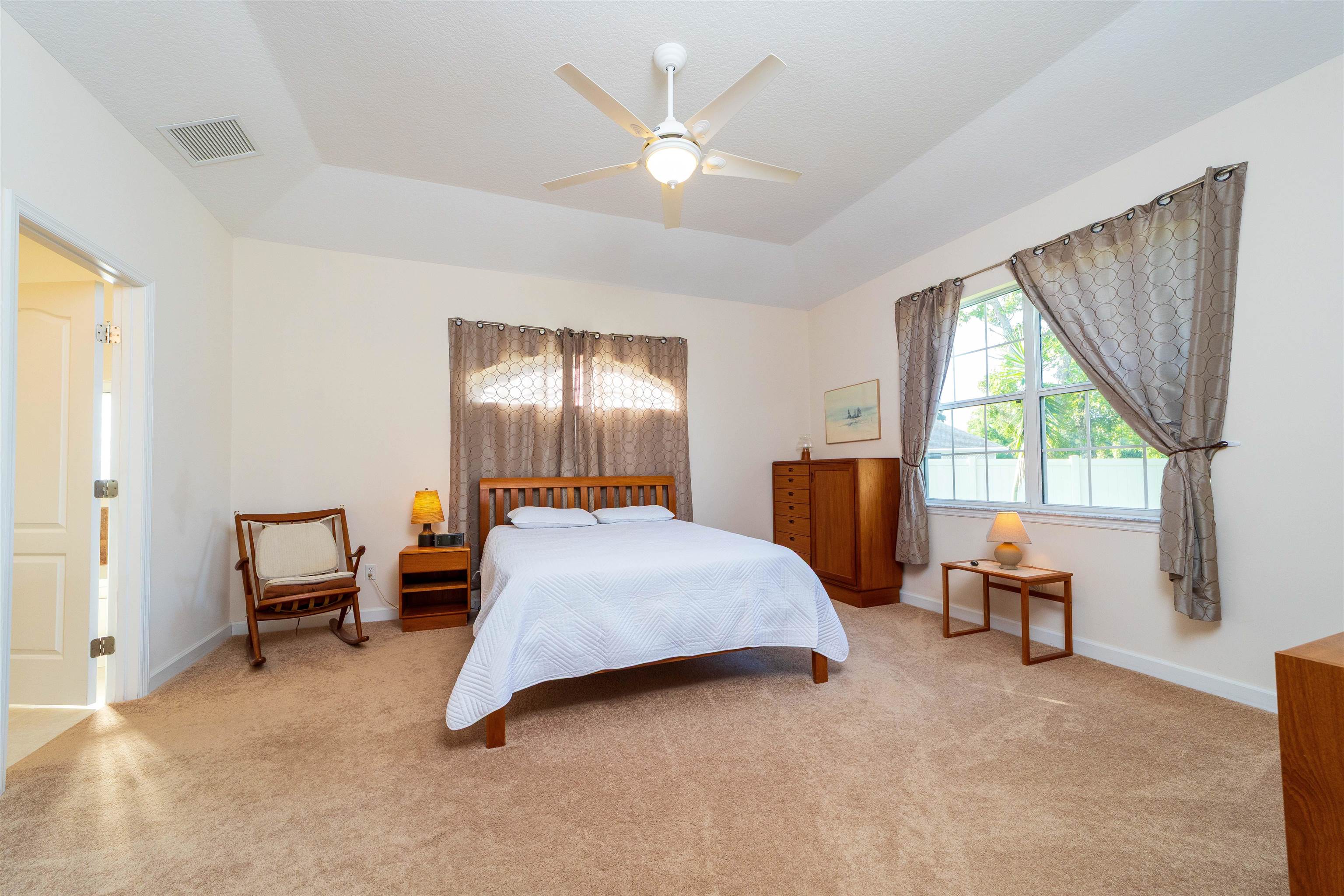 Image 18 of 38 For 101 Caretta Circle