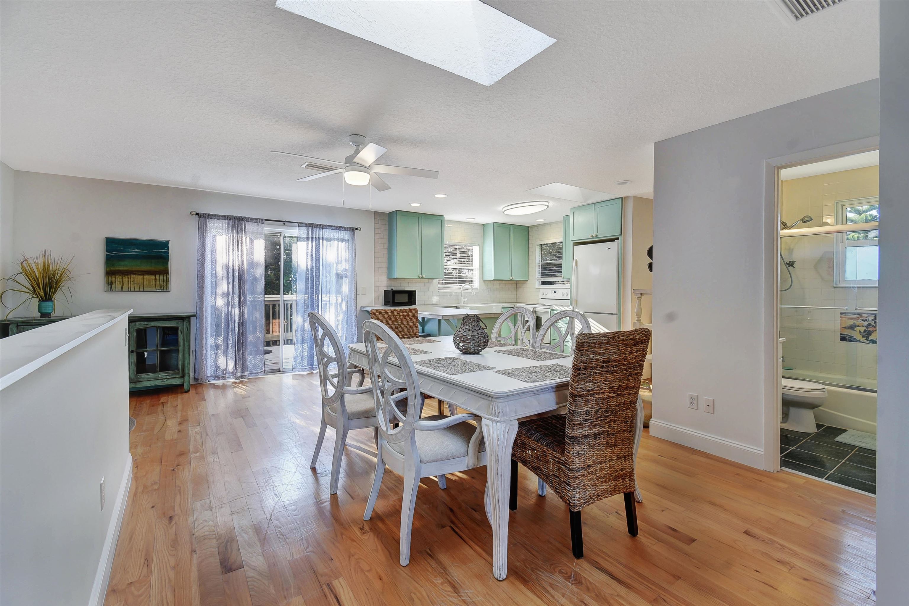 Image 8 of 31 For 3793 Flamingo St