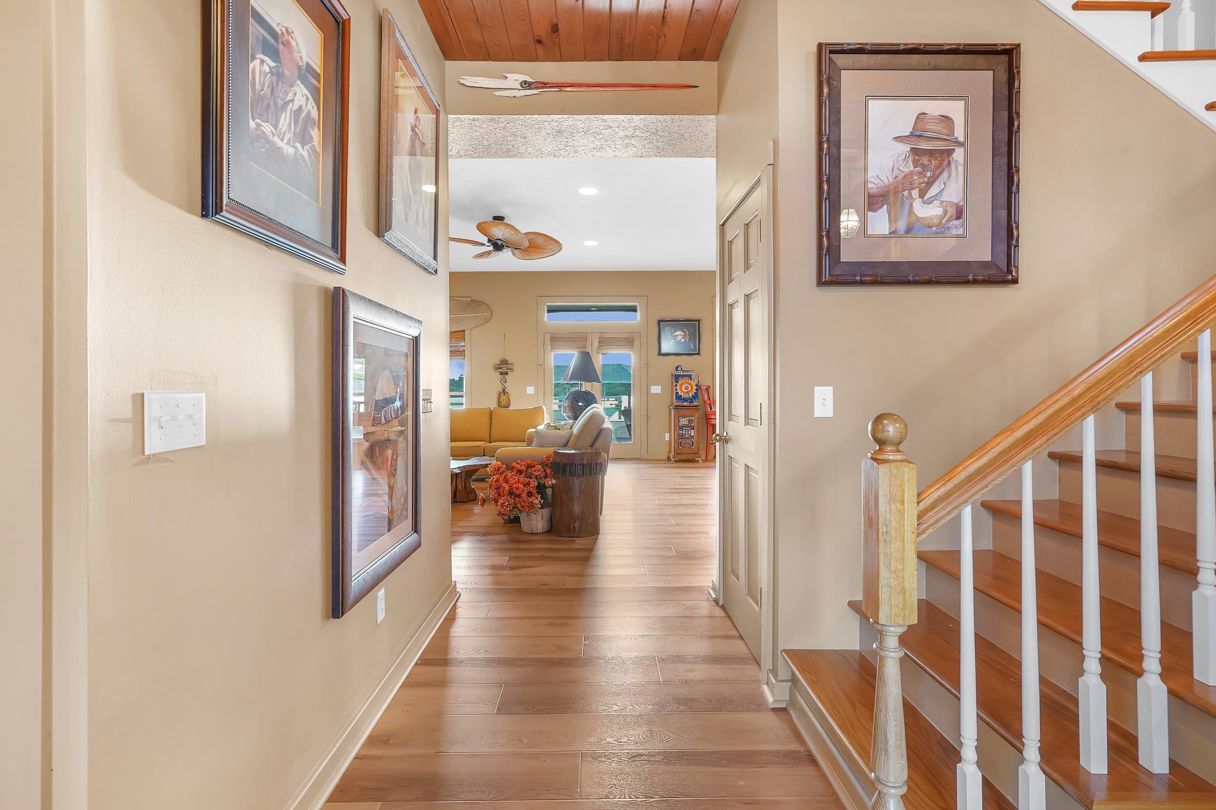 Image 12 of 73 For 9127 June Ln