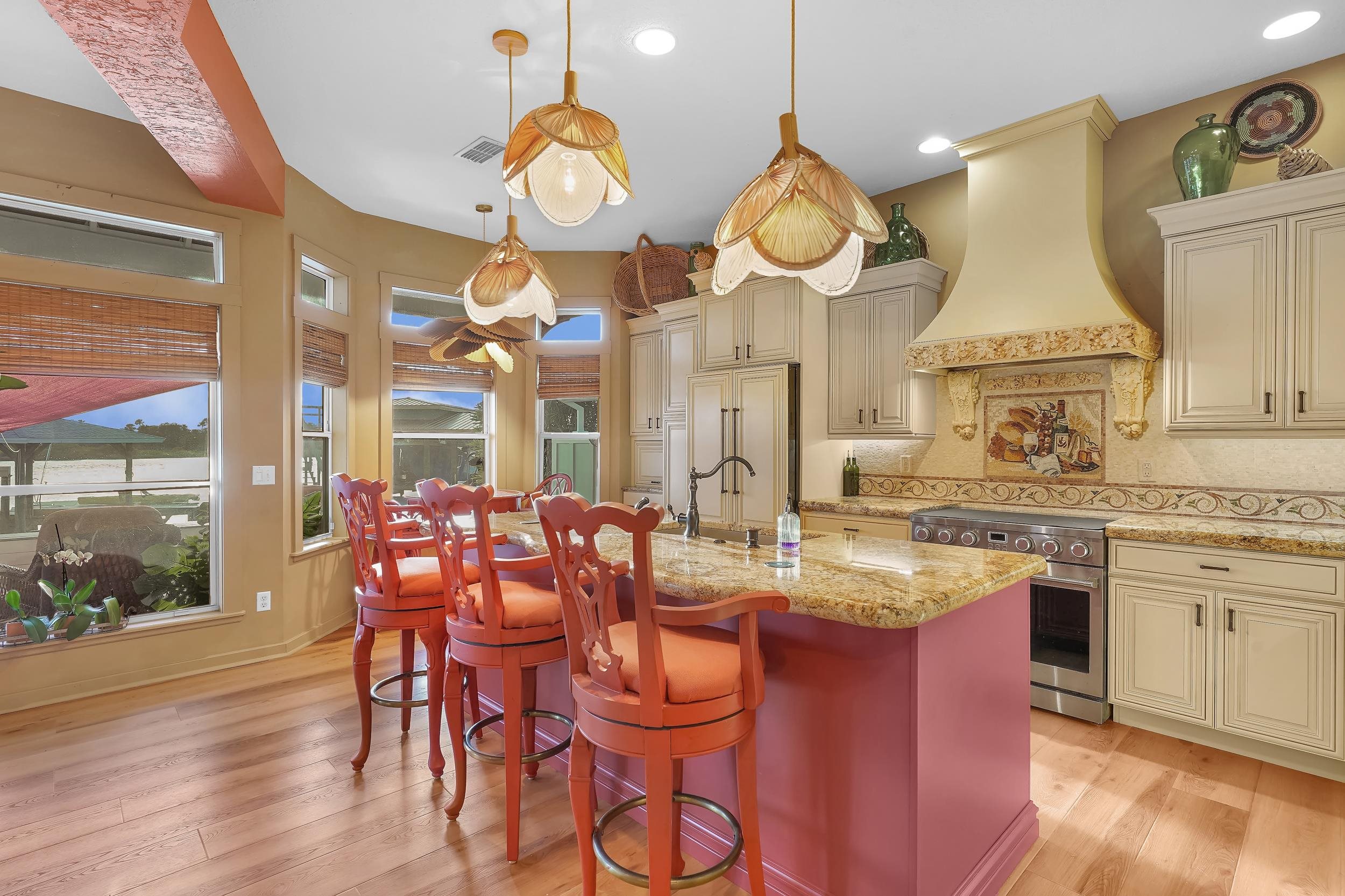 Image 21 of 73 For 9127 June Ln