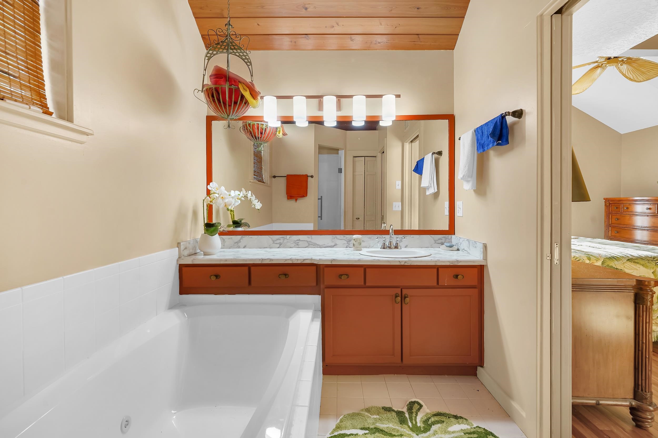 Image 32 of 73 For 9127 June Ln