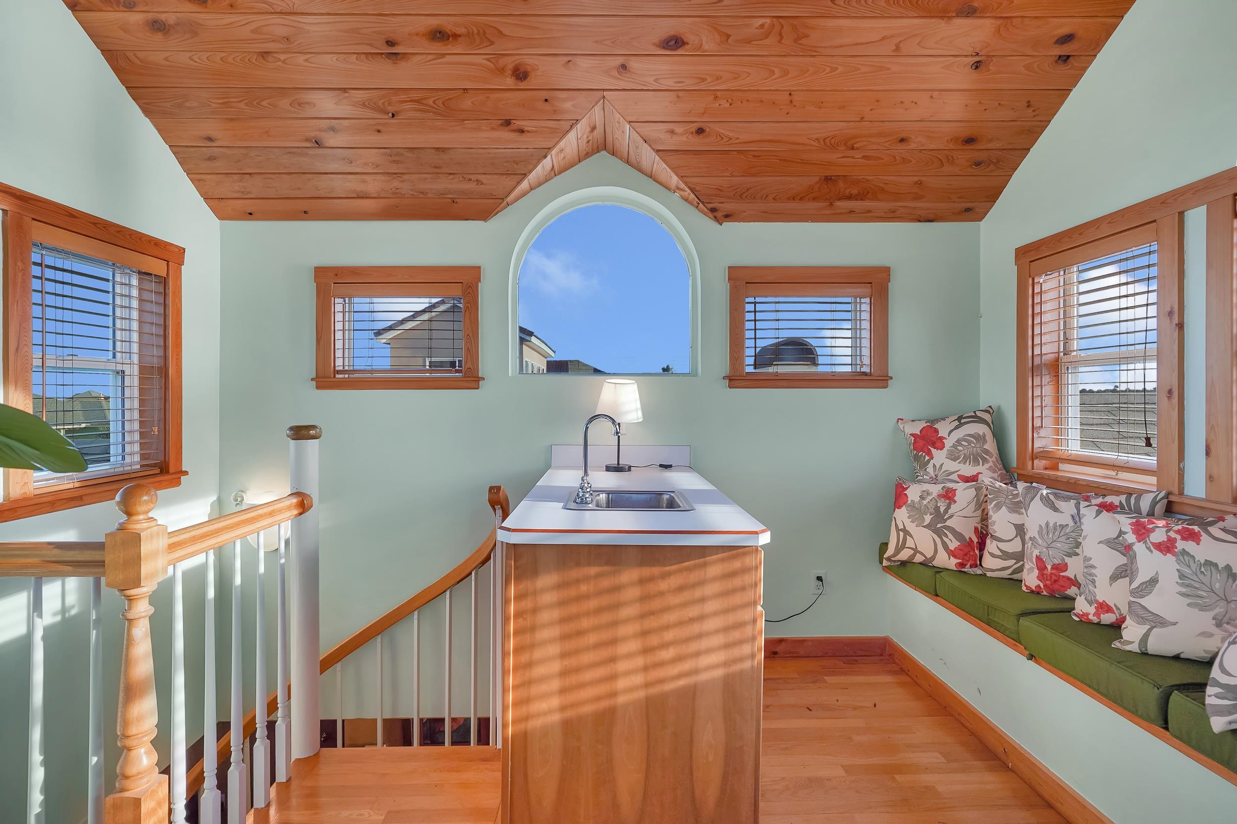 Image 37 of 73 For 9127 June Ln