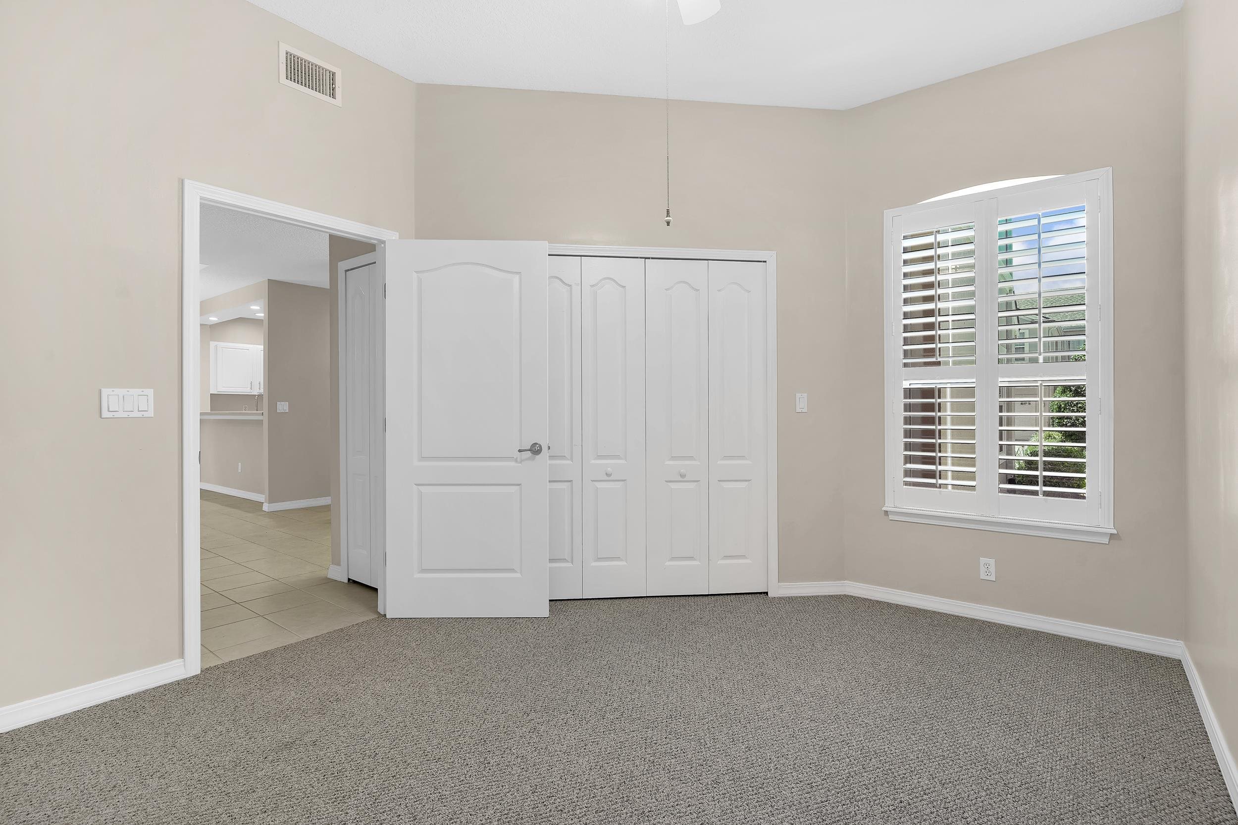 Image 30 of 44 For 1003 Makarios Dr