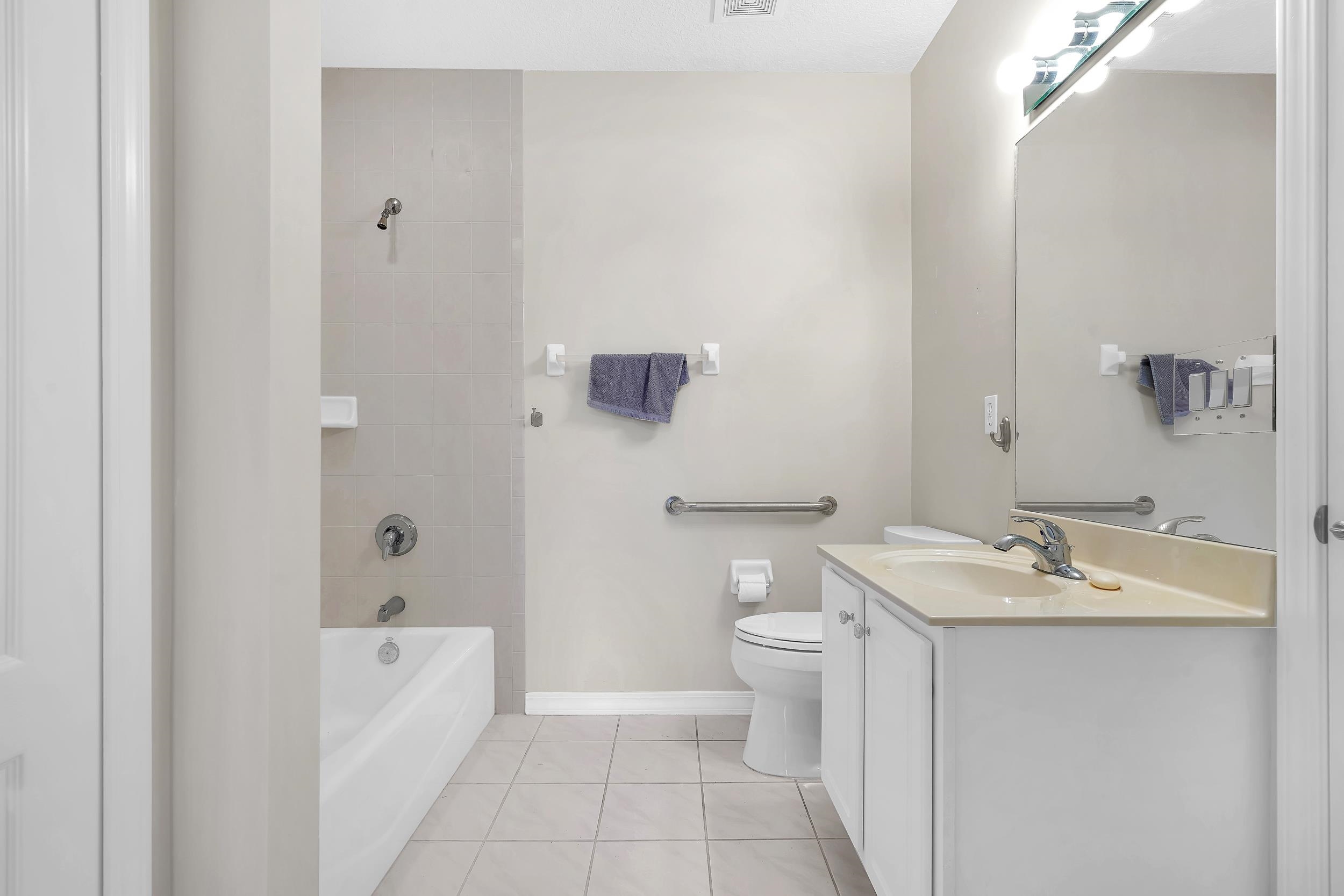 Image 32 of 44 For 1003 Makarios Dr