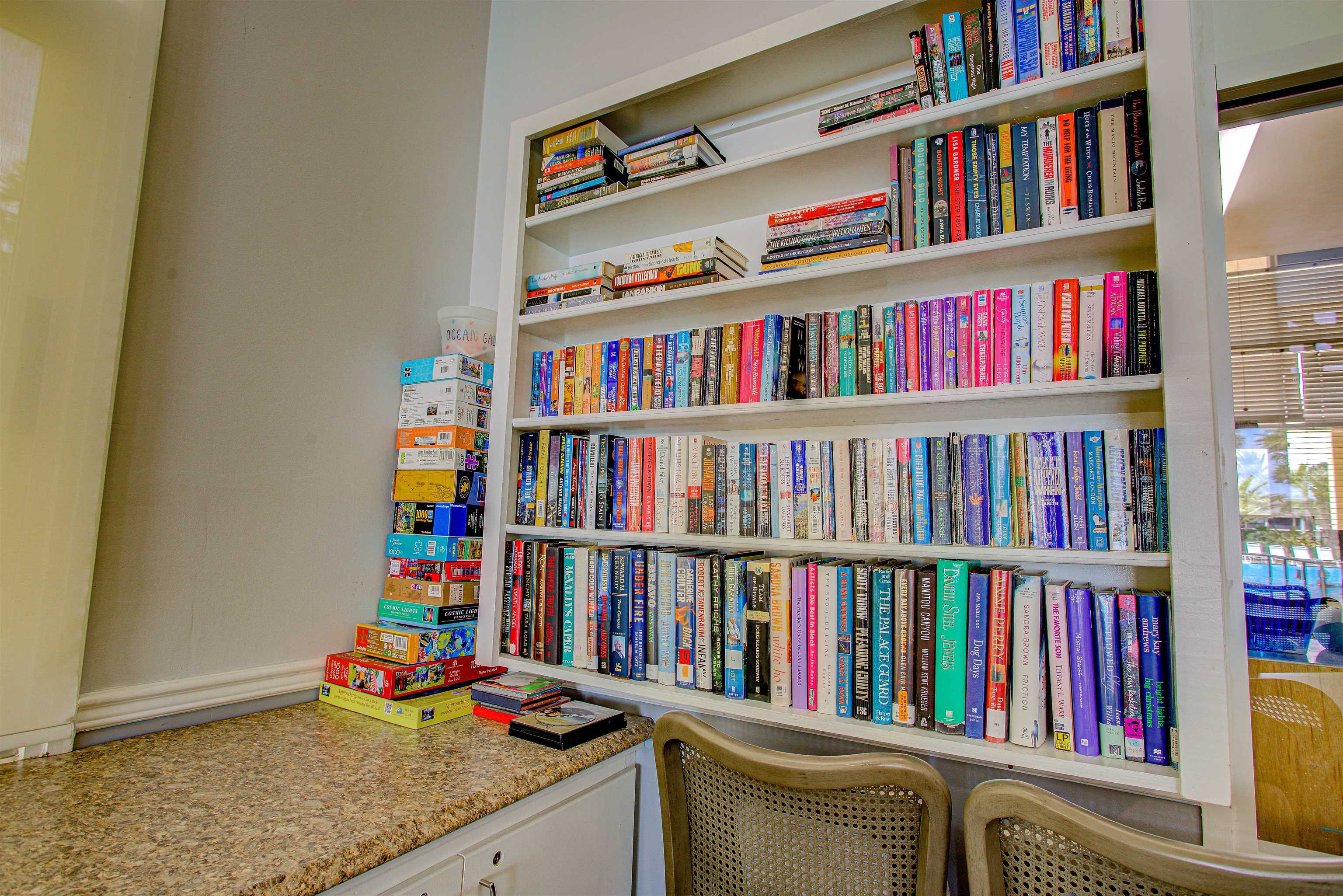 Image 40 of 50 For 27 Village Del Lago Cir