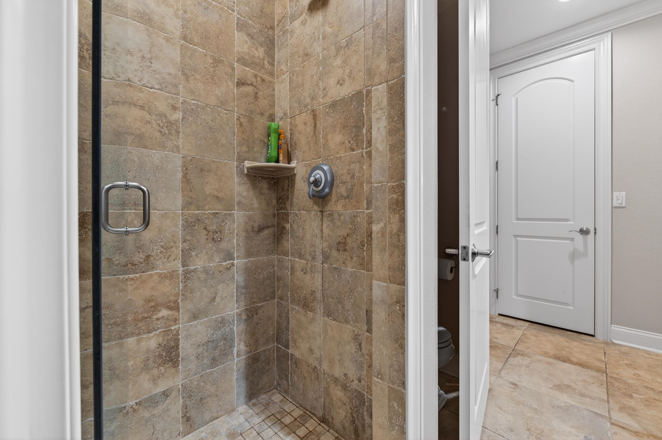 Image 20 of 43 For 2450 N Ocean Shore Blvd  C - 115