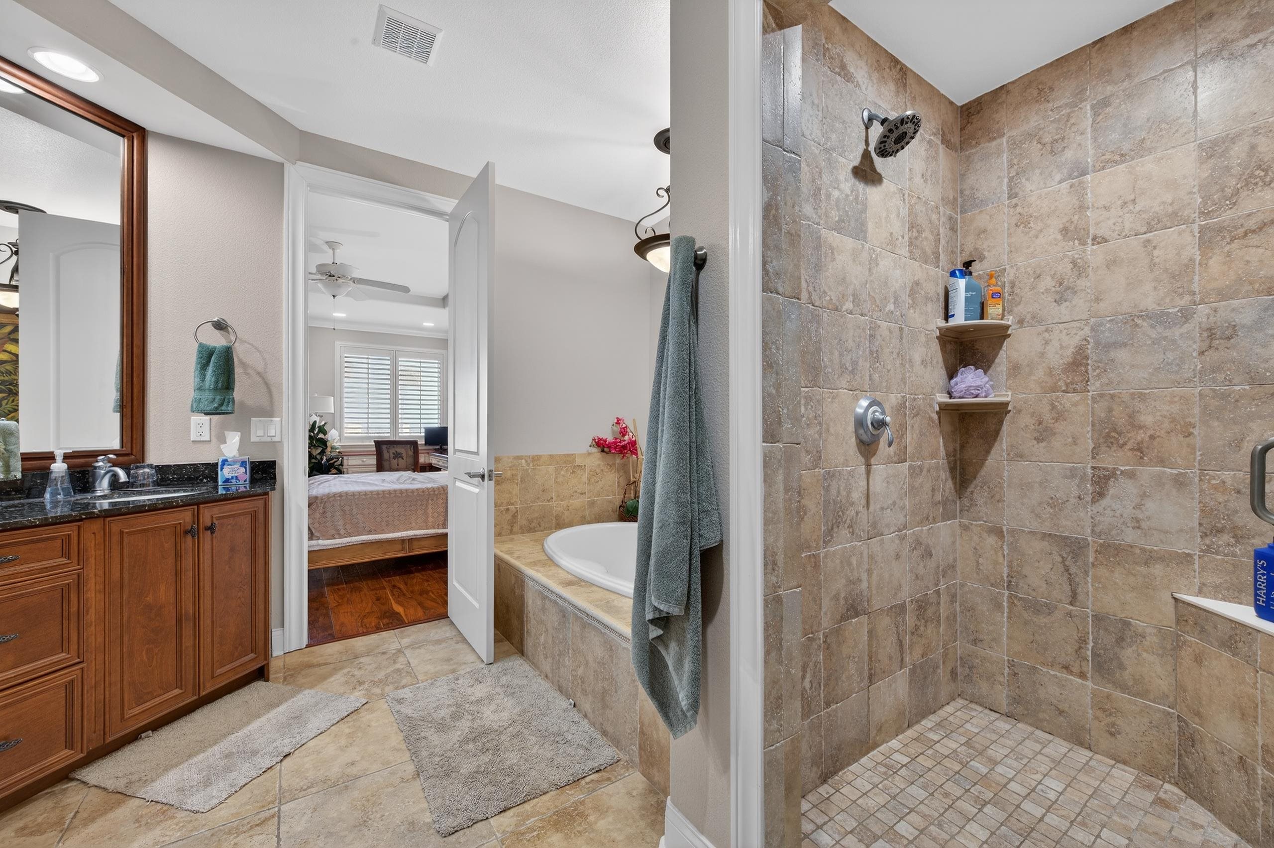 Image 29 of 43 For 2450 N Ocean Shore Blvd  C - 115