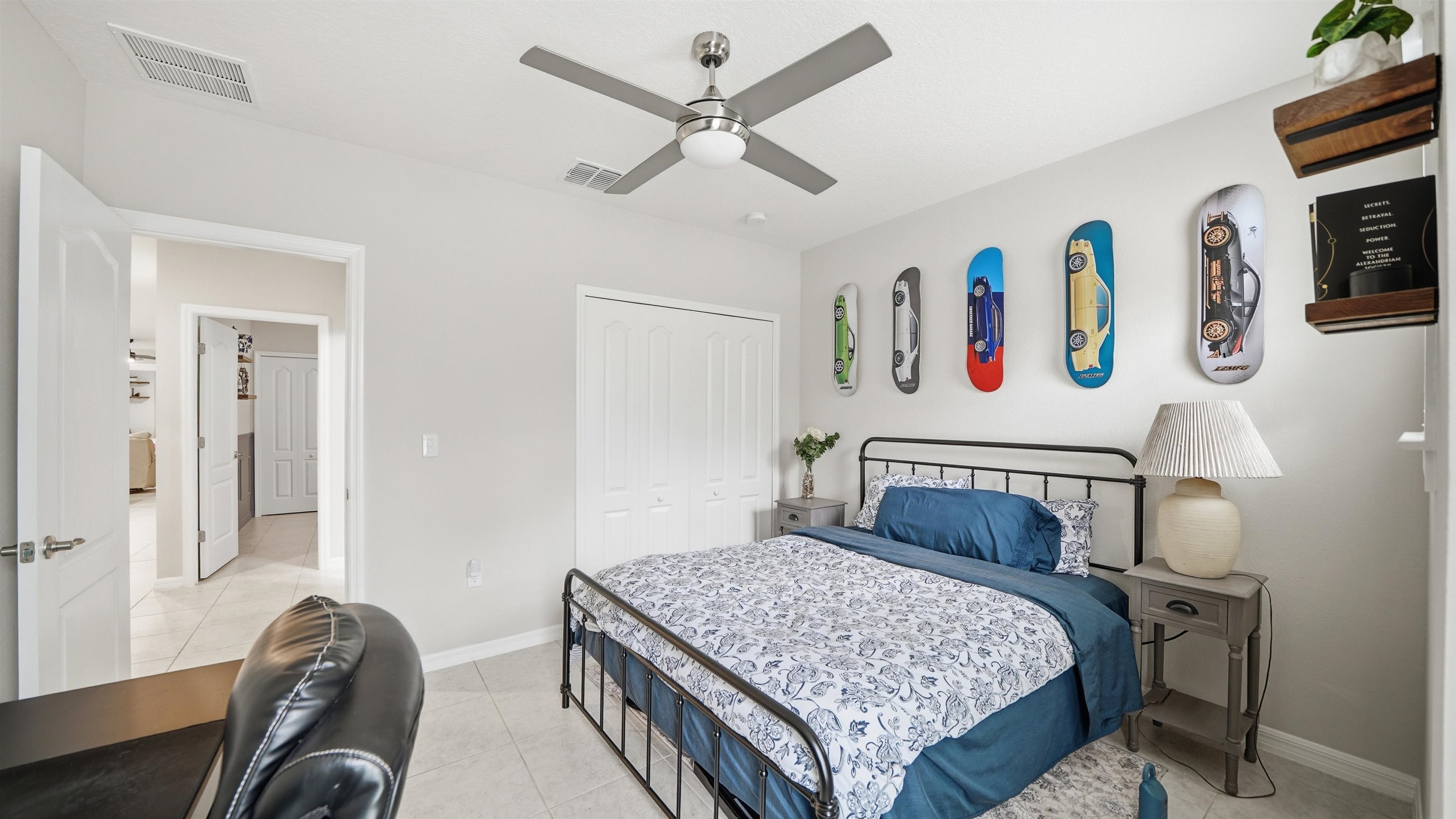 Image 15 of 53 For 4555 Alvin St