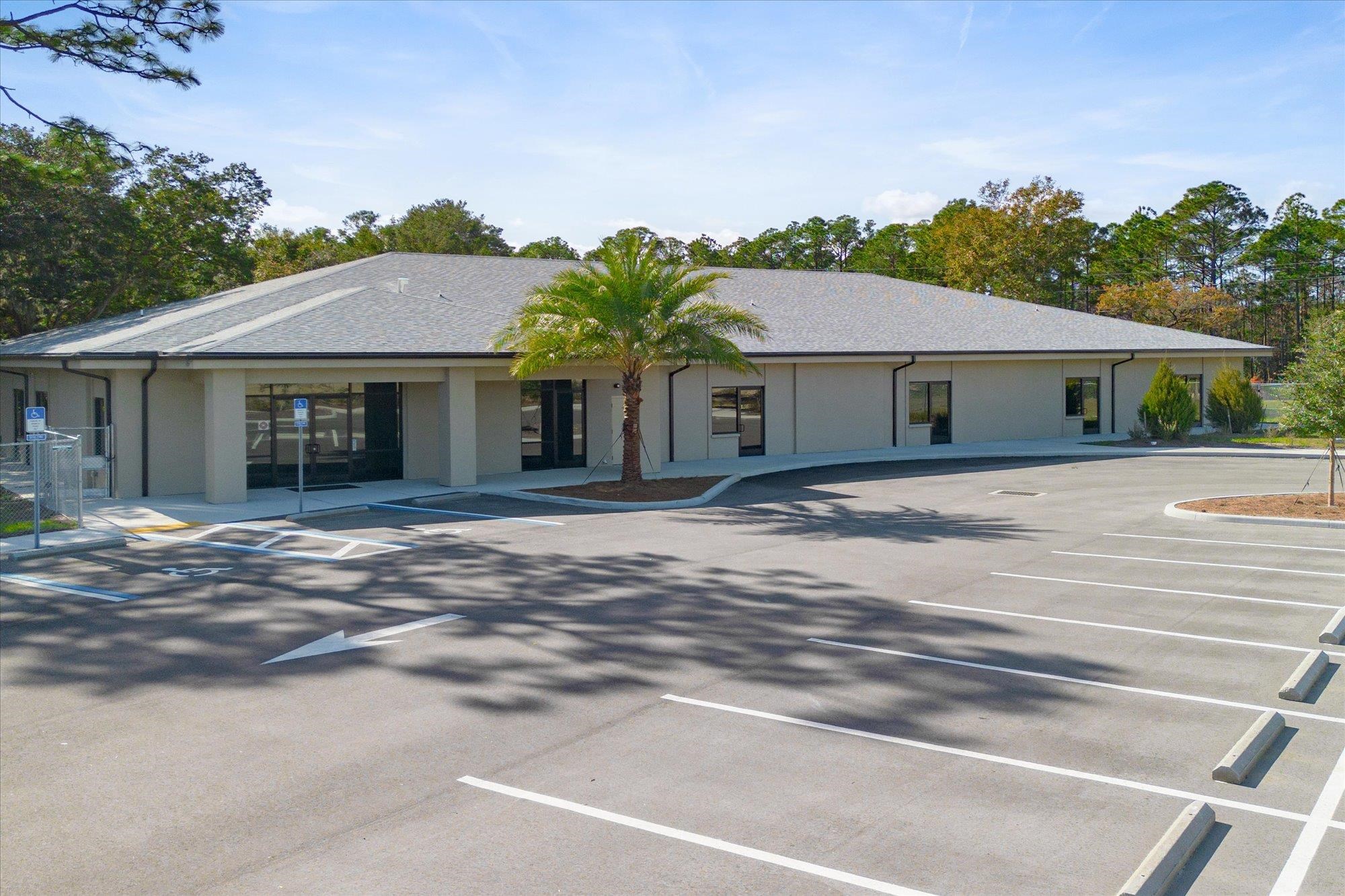 Image 2 of 65 For 481 Shores Blvd.