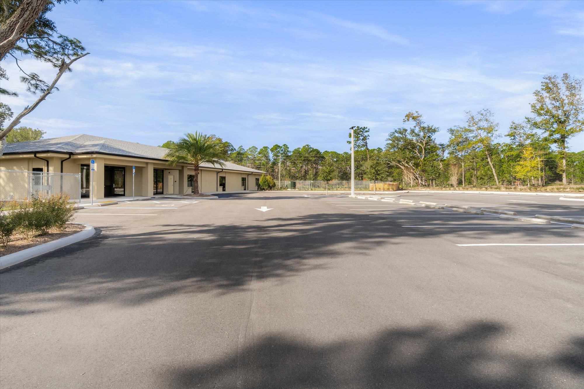 Image 54 of 65 For 481 Shores Blvd.