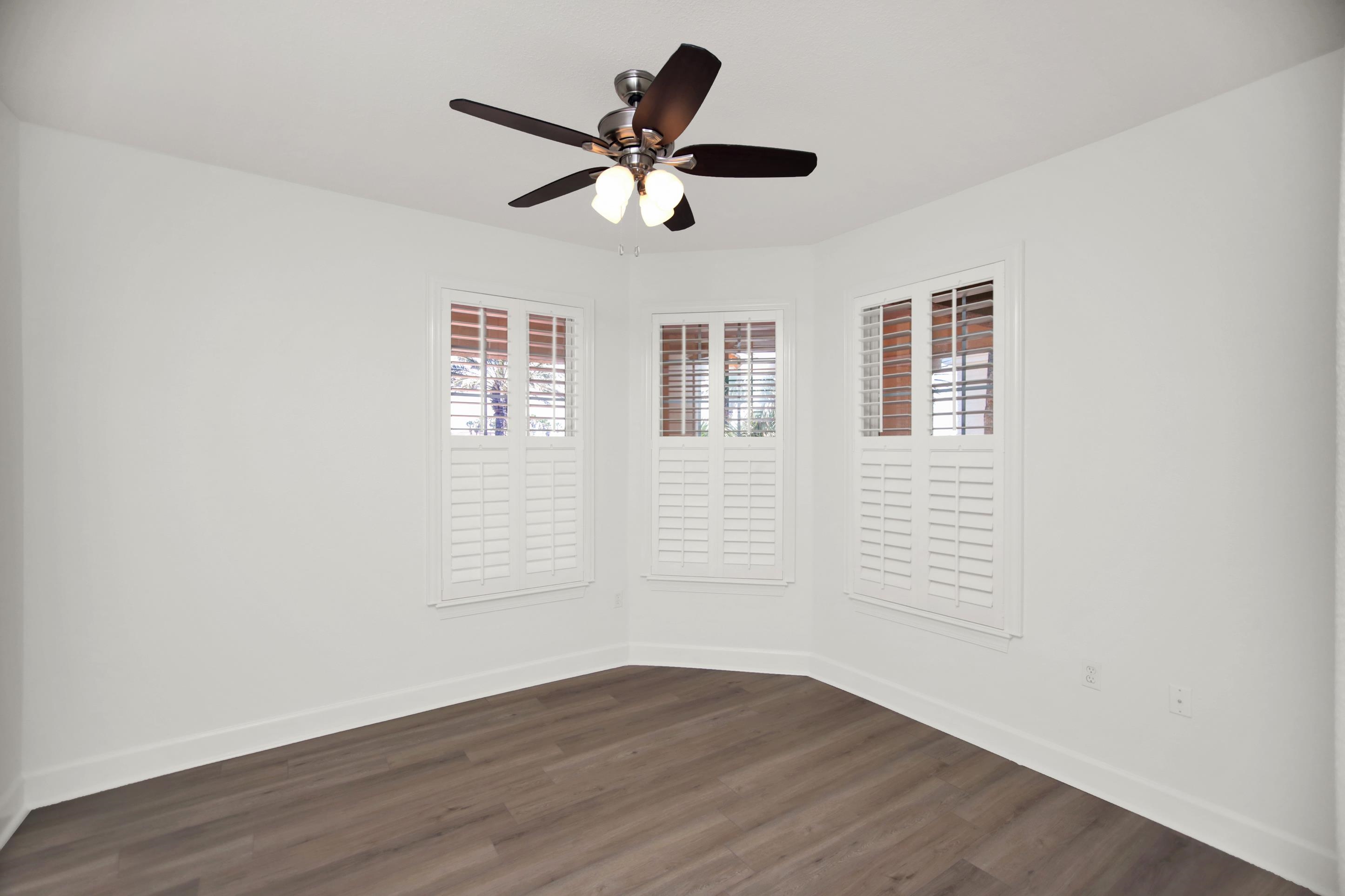 Image 11 of 24 For 415 Ocean Grande Drive N 305