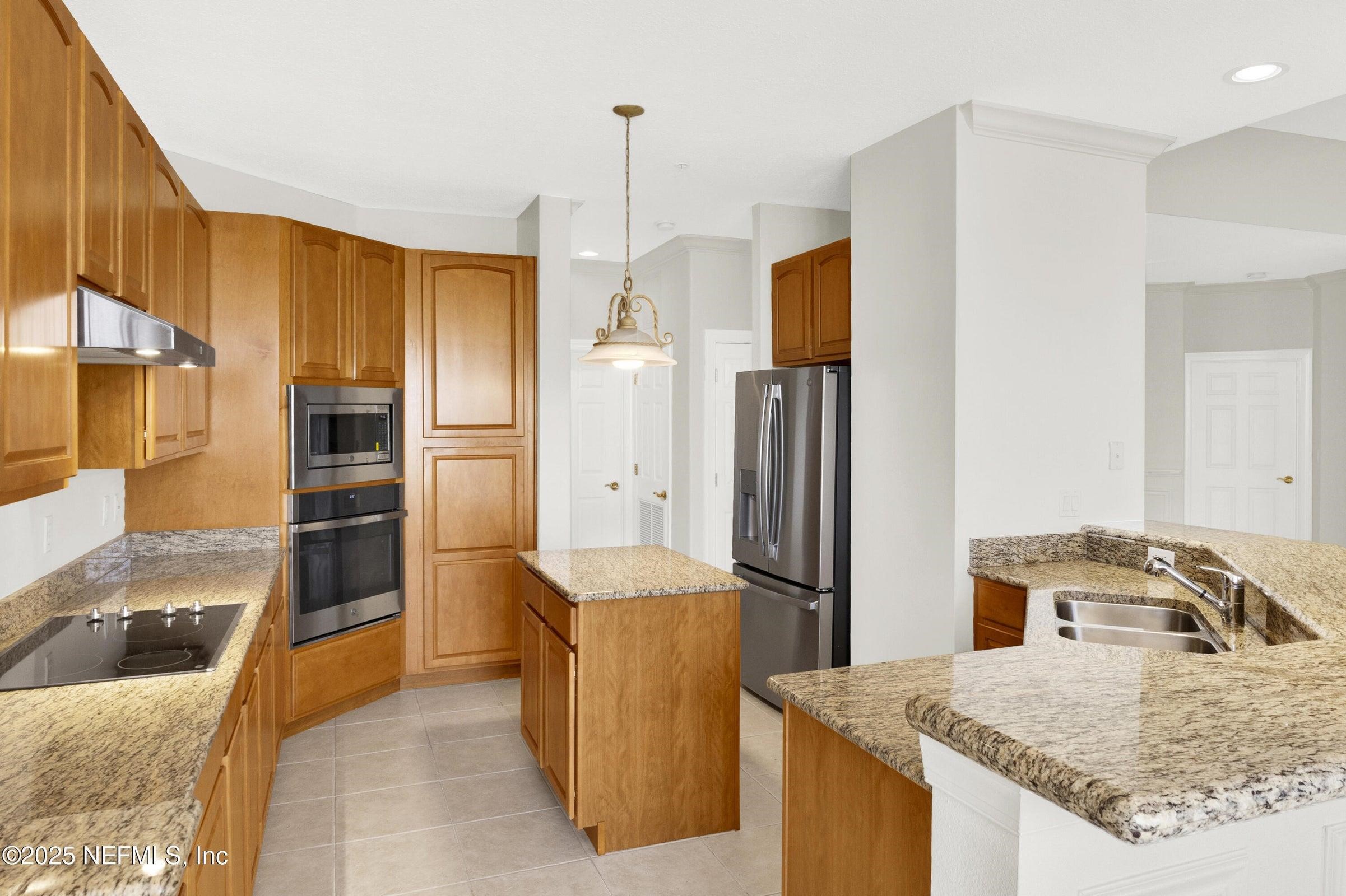 Image 6 of 24 For 415 Ocean Grande Drive N 305