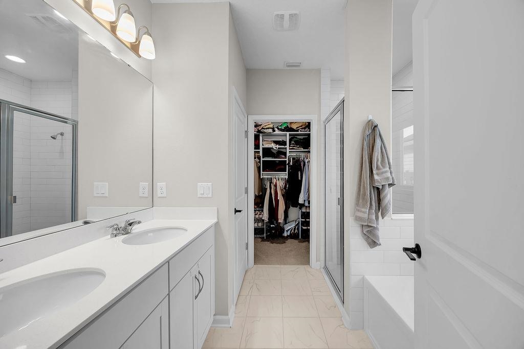 Image 16 of 52 For 161 Goldcrest Way