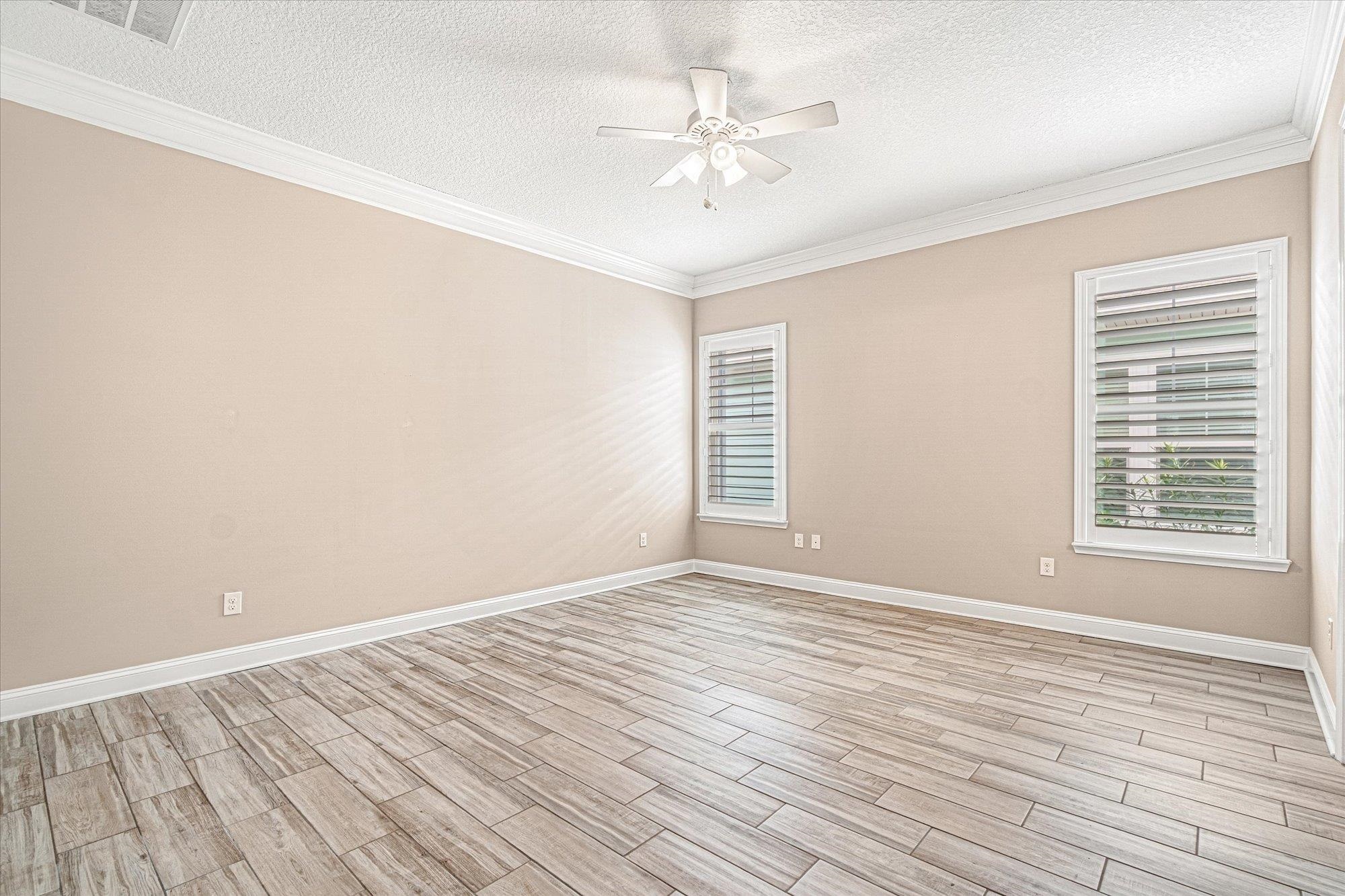 Image 16 of 64 For 20 Sunrise Cir