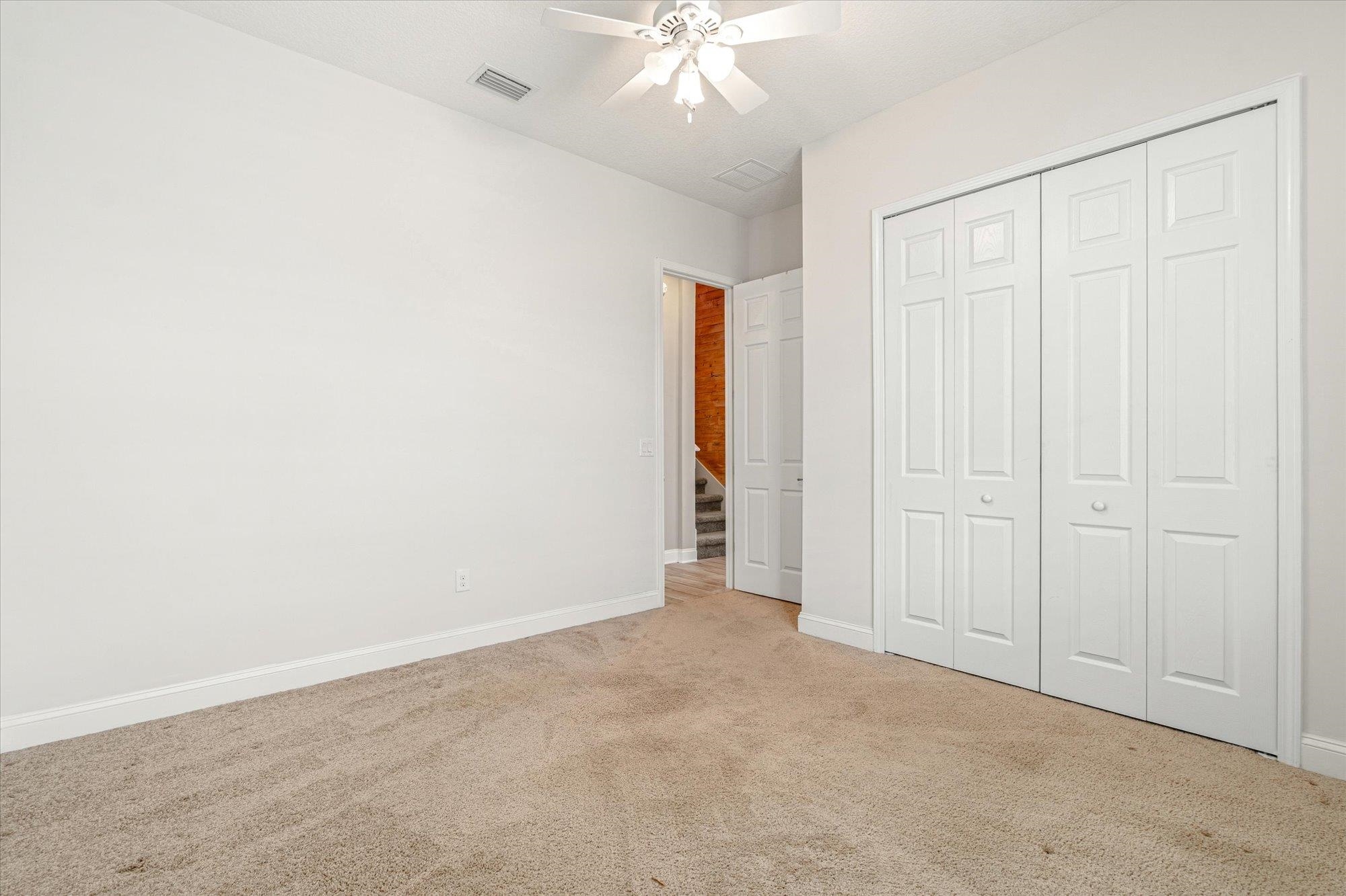 Image 23 of 64 For 20 Sunrise Cir