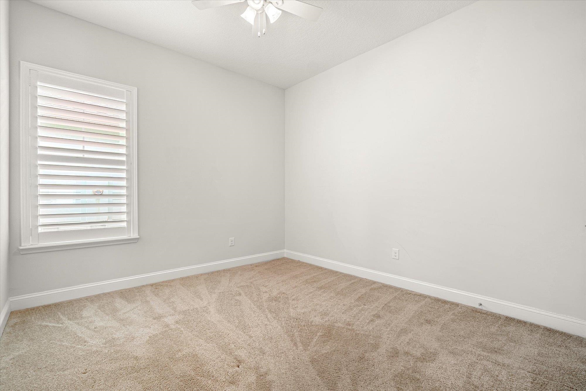 Image 26 of 64 For 20 Sunrise Cir