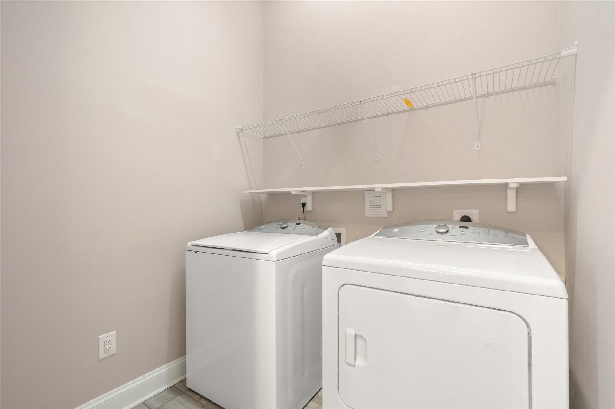 Image 35 of 64 For 20 Sunrise Cir