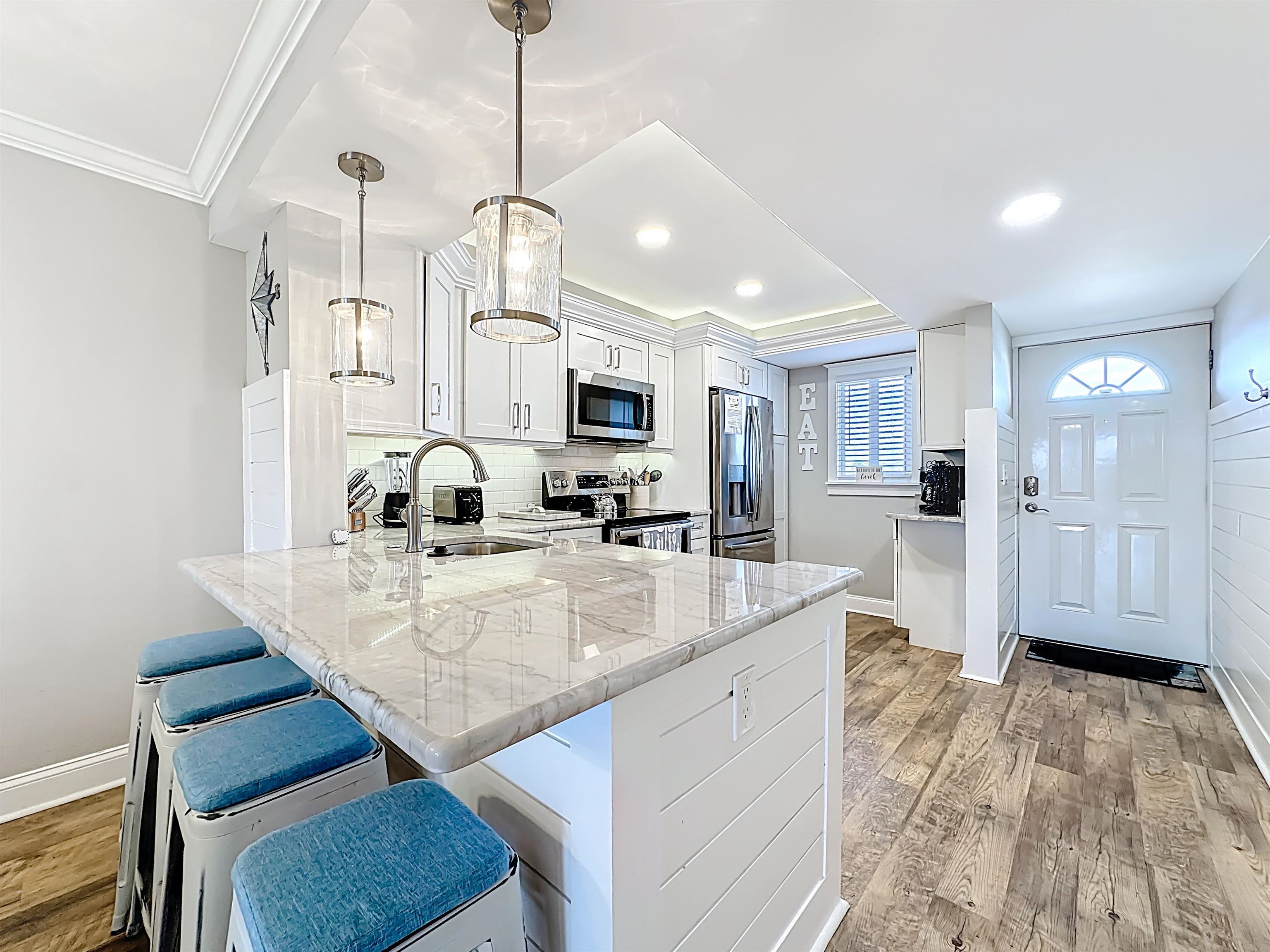 Image 10 of 38 For 4 Ocean Trace Rd  213