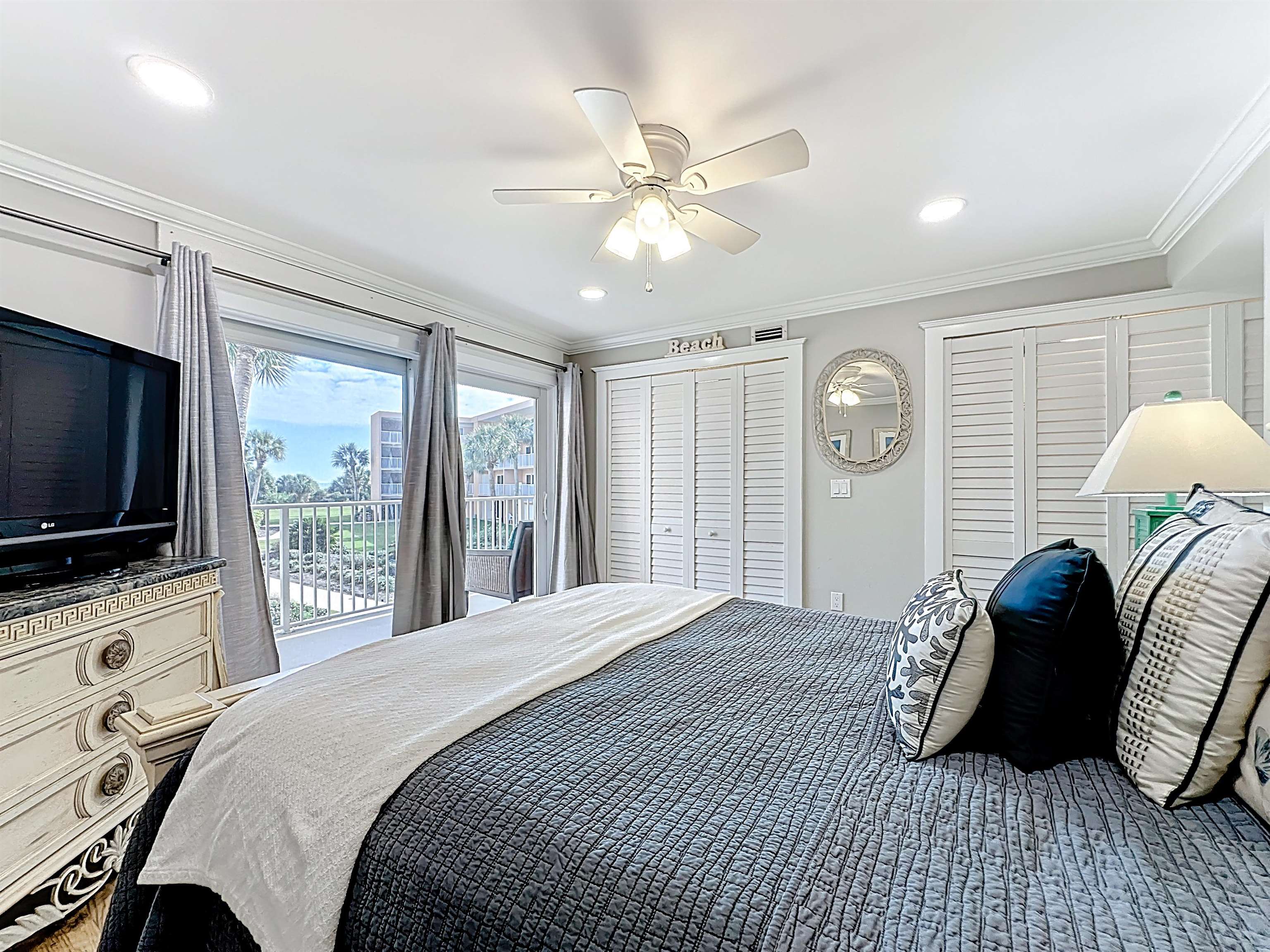 Image 27 of 38 For 4 Ocean Trace Rd  213