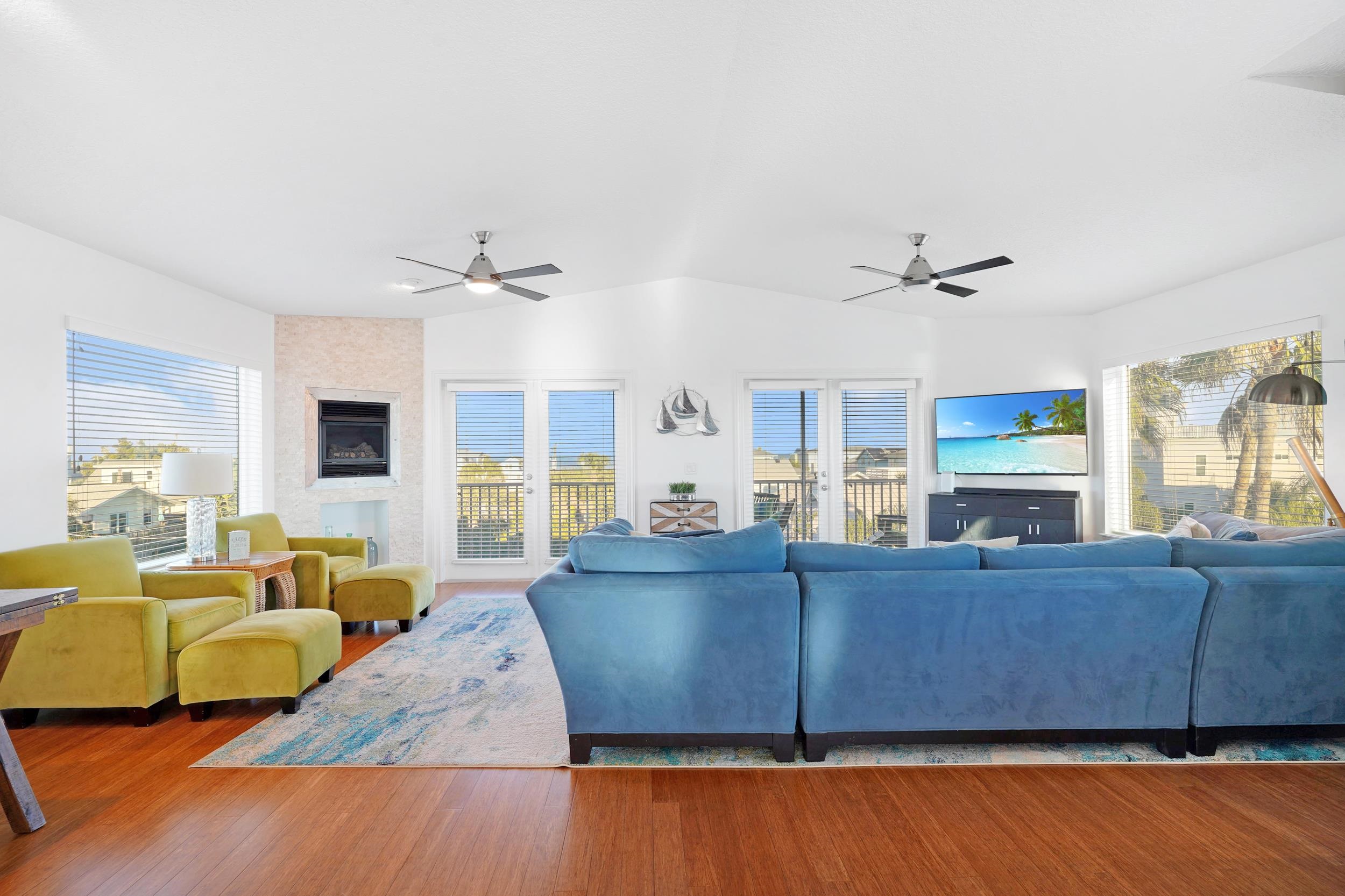 Image 4 of 60 For 2696 Palencia St