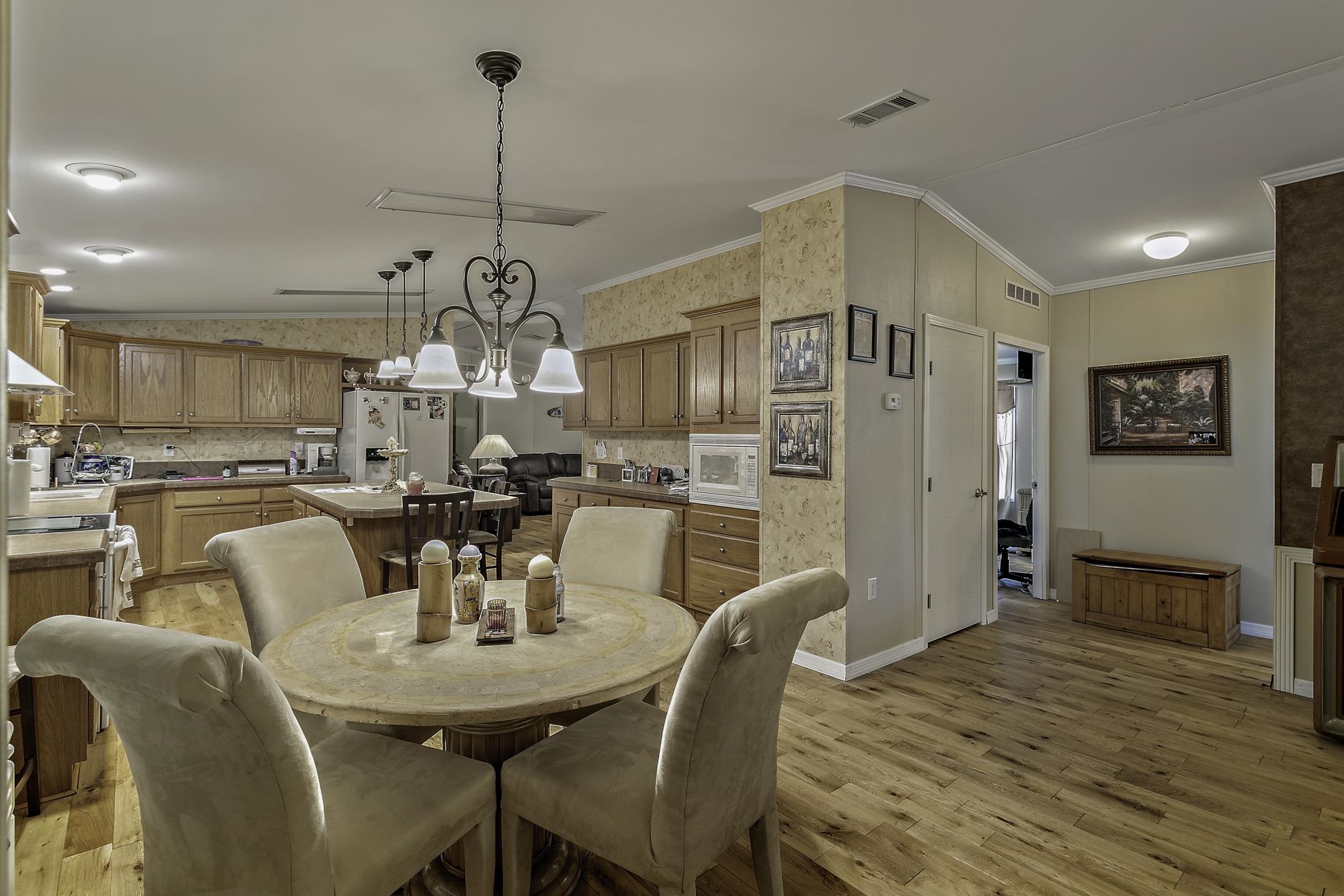 Image 33 of 41 For 5940 Us Highway 1