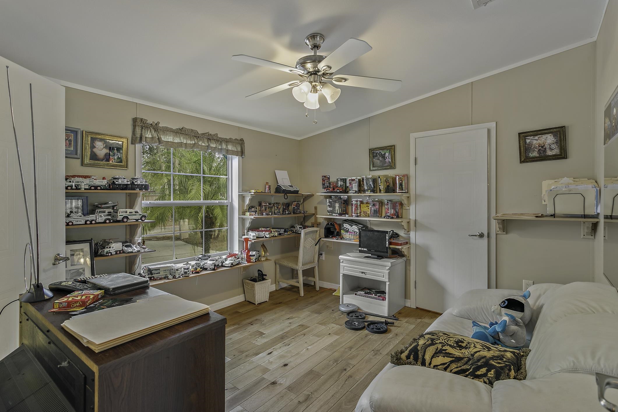 Image 34 of 41 For 5940 Us Highway 1