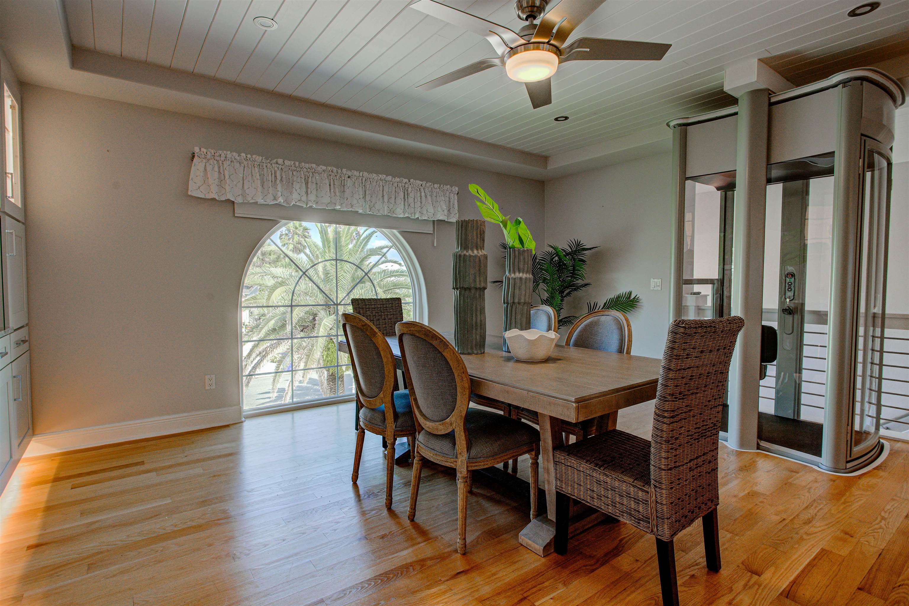 Image 19 of 73 For 9151 June Lane