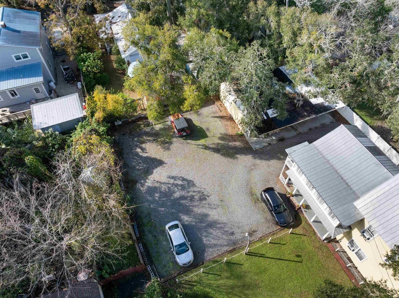 Image 5 of 70 For 18 Arenta Street