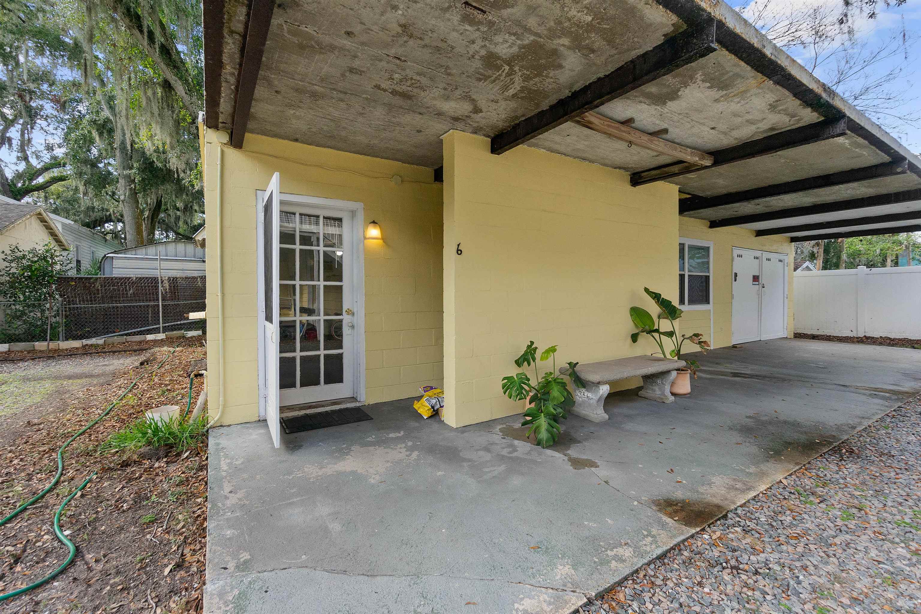 Image 54 of 70 For 18 Arenta Street