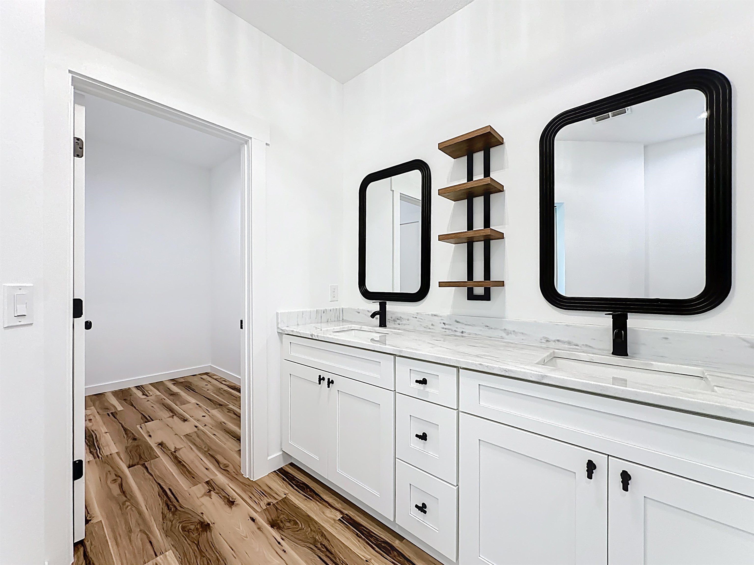 Image 15 of 30 For 4255 Kristen St