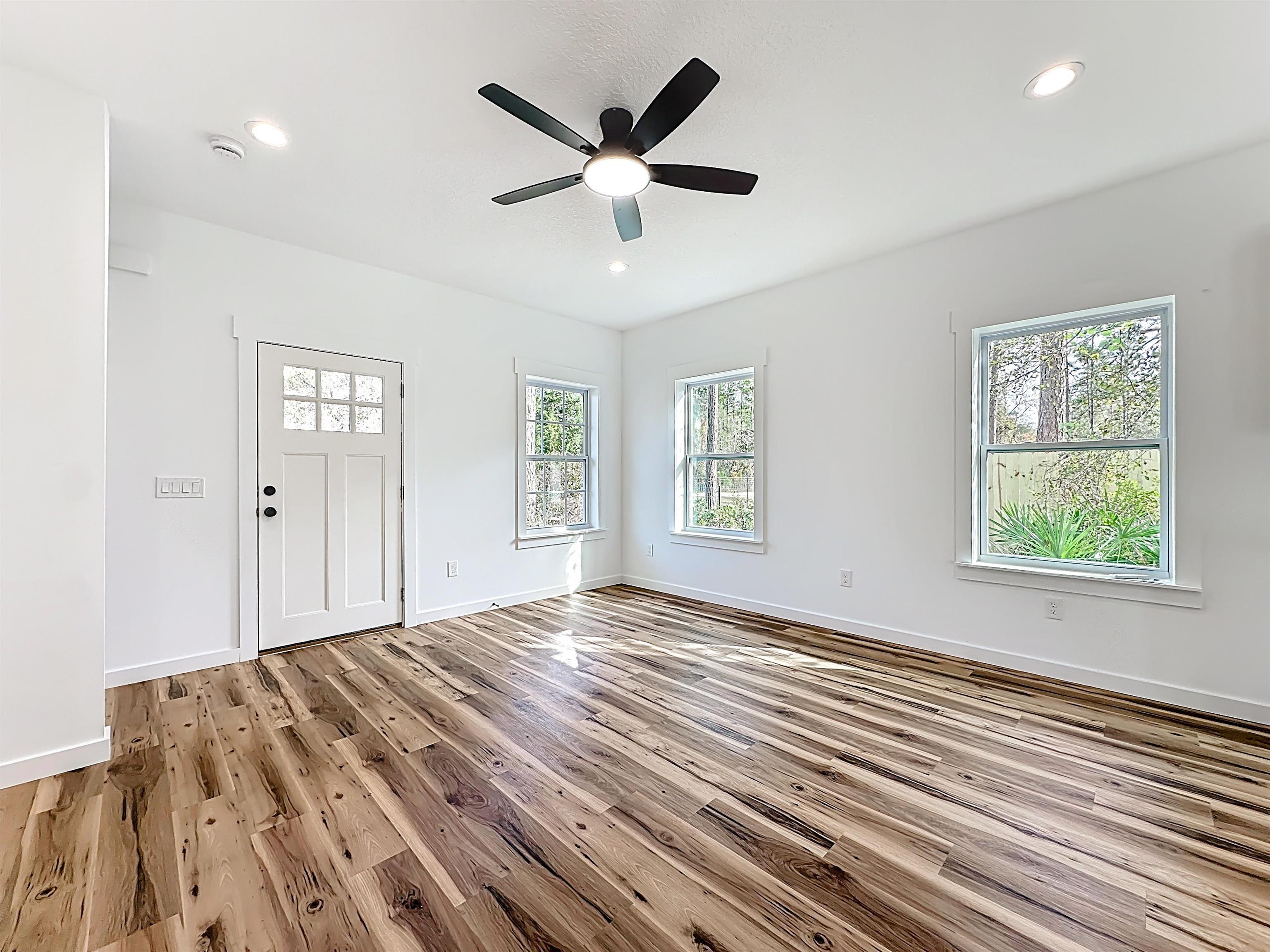 Image 4 of 30 For 4255 Kristen St