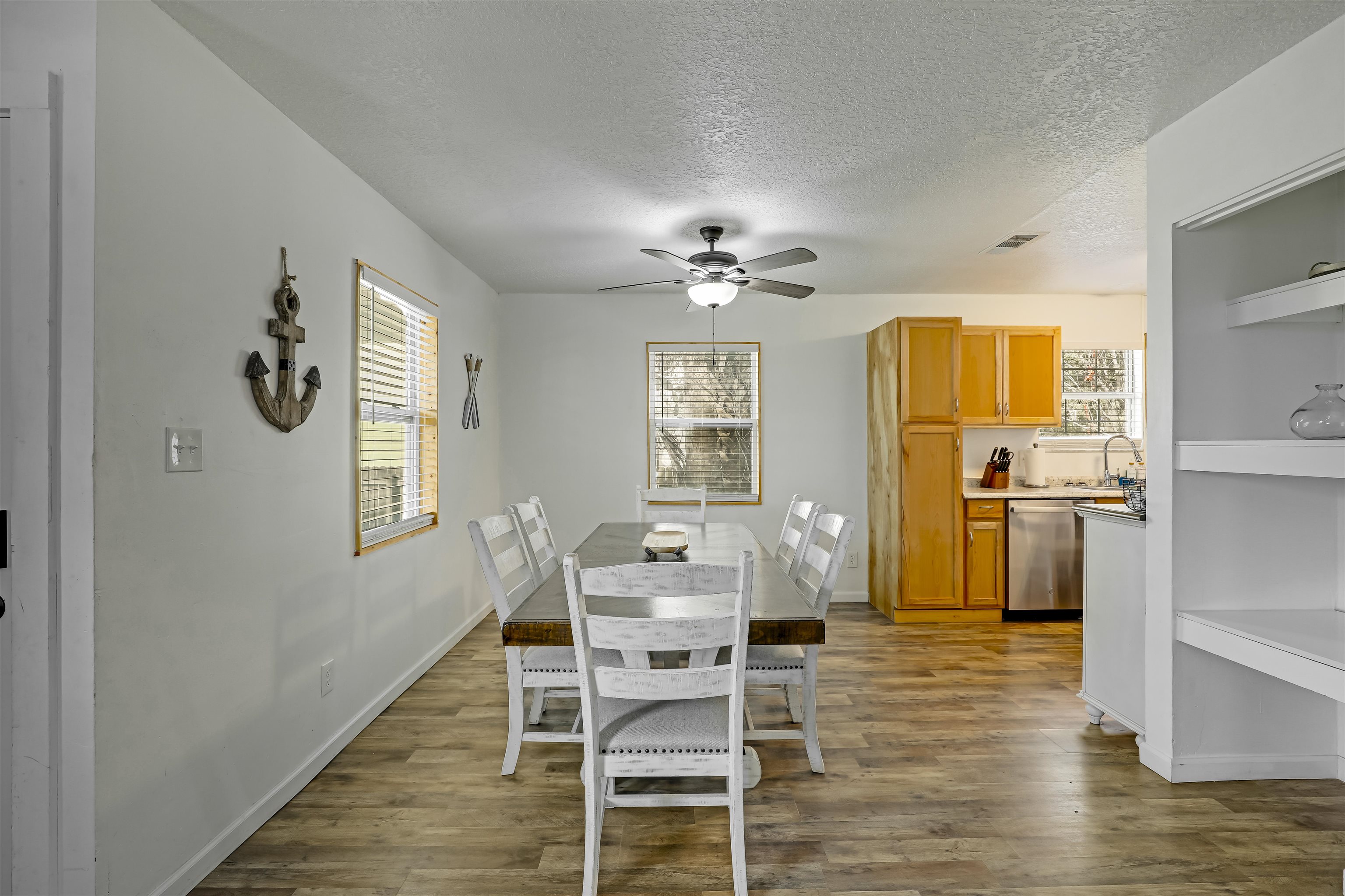 Image 13 of 52 For 237 Riberia St